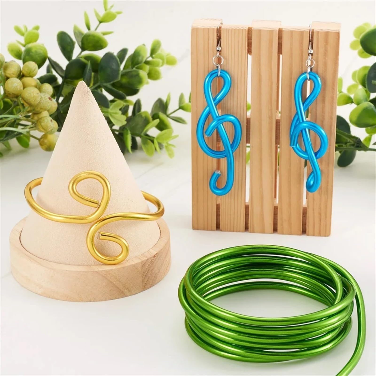 Farbiger Basteldraht Aluminium Basteldrähte, 8 Rollen 4 mm Aluminiumdraht, gemischte Farben, biegsamer Metall-Basteldraht for Halskette, Armband, DIY-Schmuck, Bastelzubehör