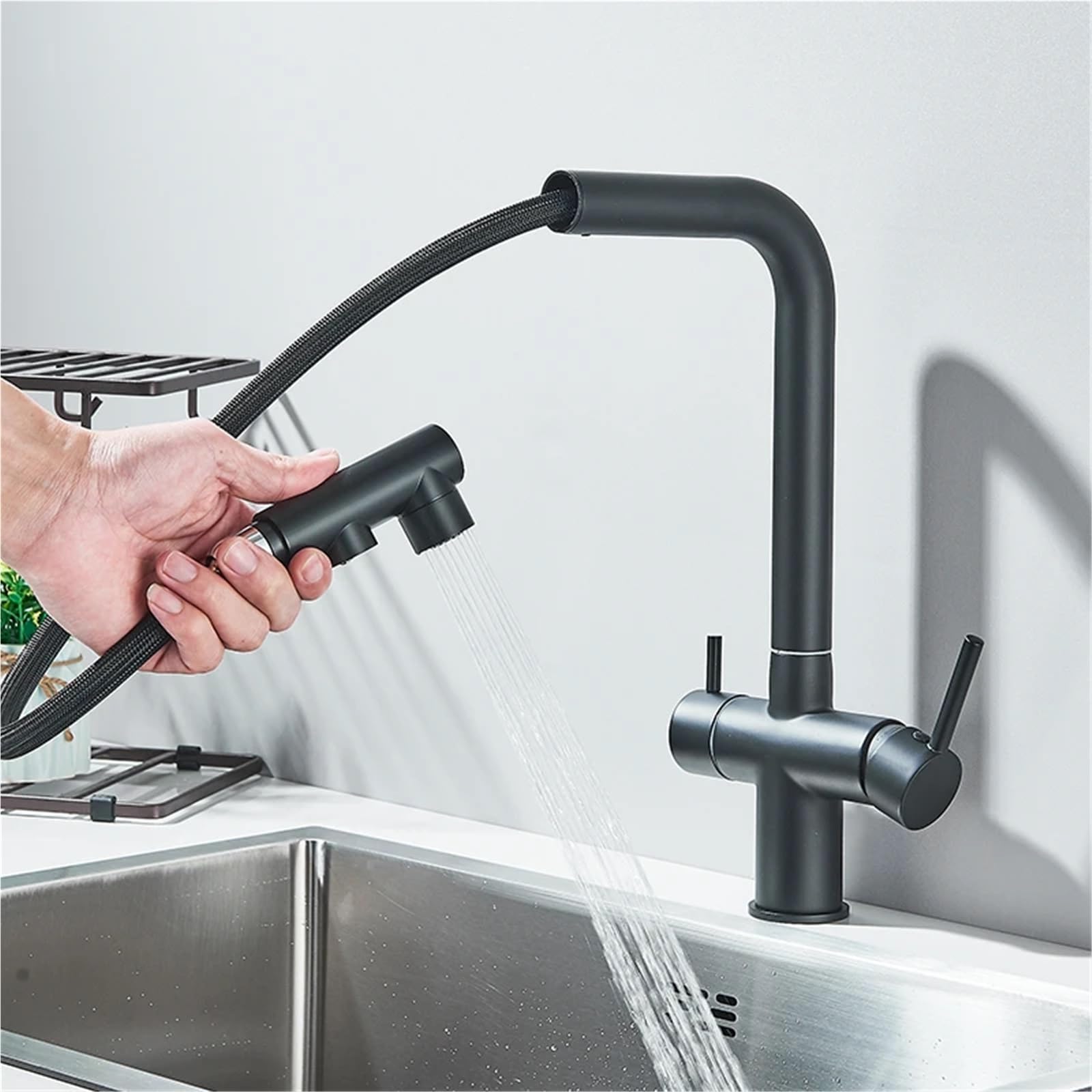 Grifo de cocina y baño de doble manija de metal