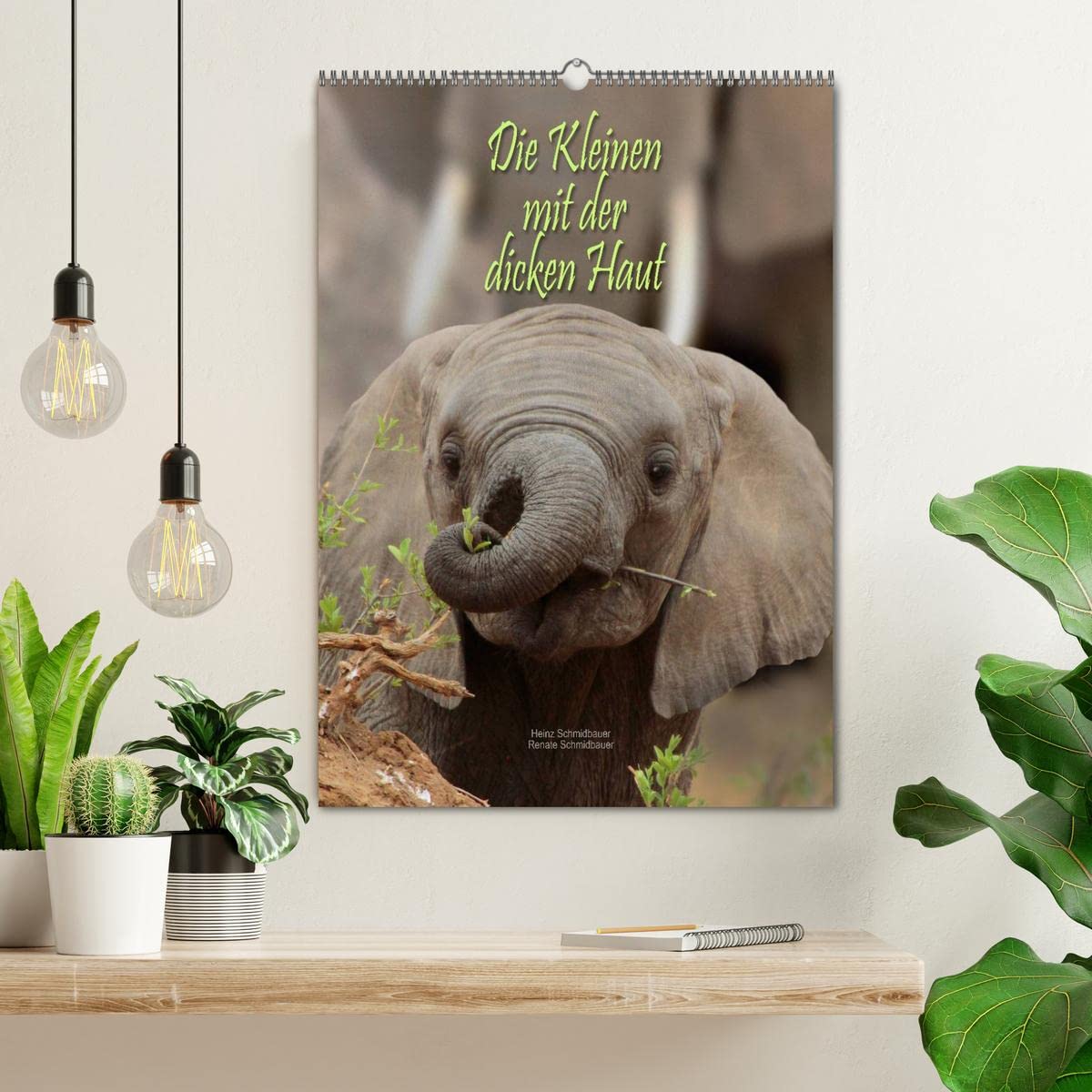Los pequeños con la piel gruesa (calendario de pared 2026 DIN A2 alto), calendario mensual CALVENDO