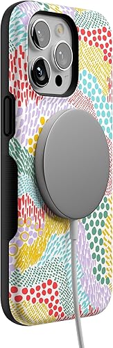 Vista 804 de Casely Funda para iPhone 15 Pro Jardín Secreto Flores mixtas Funda atrevida Compatible con MagSafe y botón de acción Jardín Secreto Floral