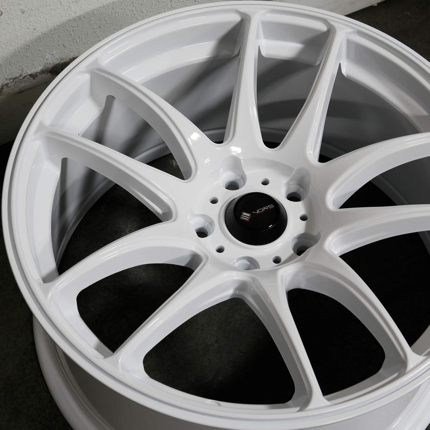 17x8 Vors TR4 5x114.3 35 White Wheel Rim