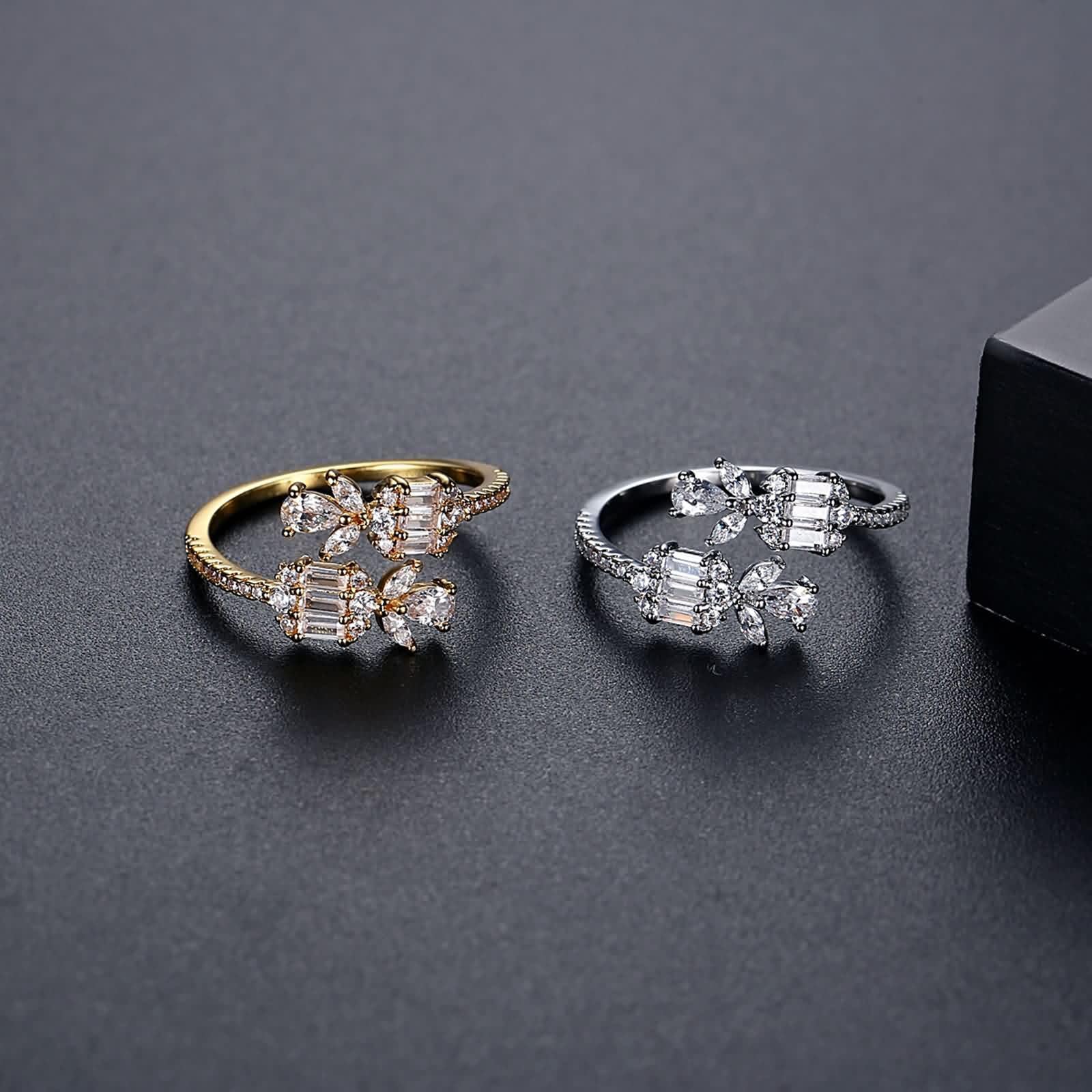 Anello per Proposta di Matrimonio Donna, Anello in Oro Bianco da Donna Fiore con Moissanite Bianco