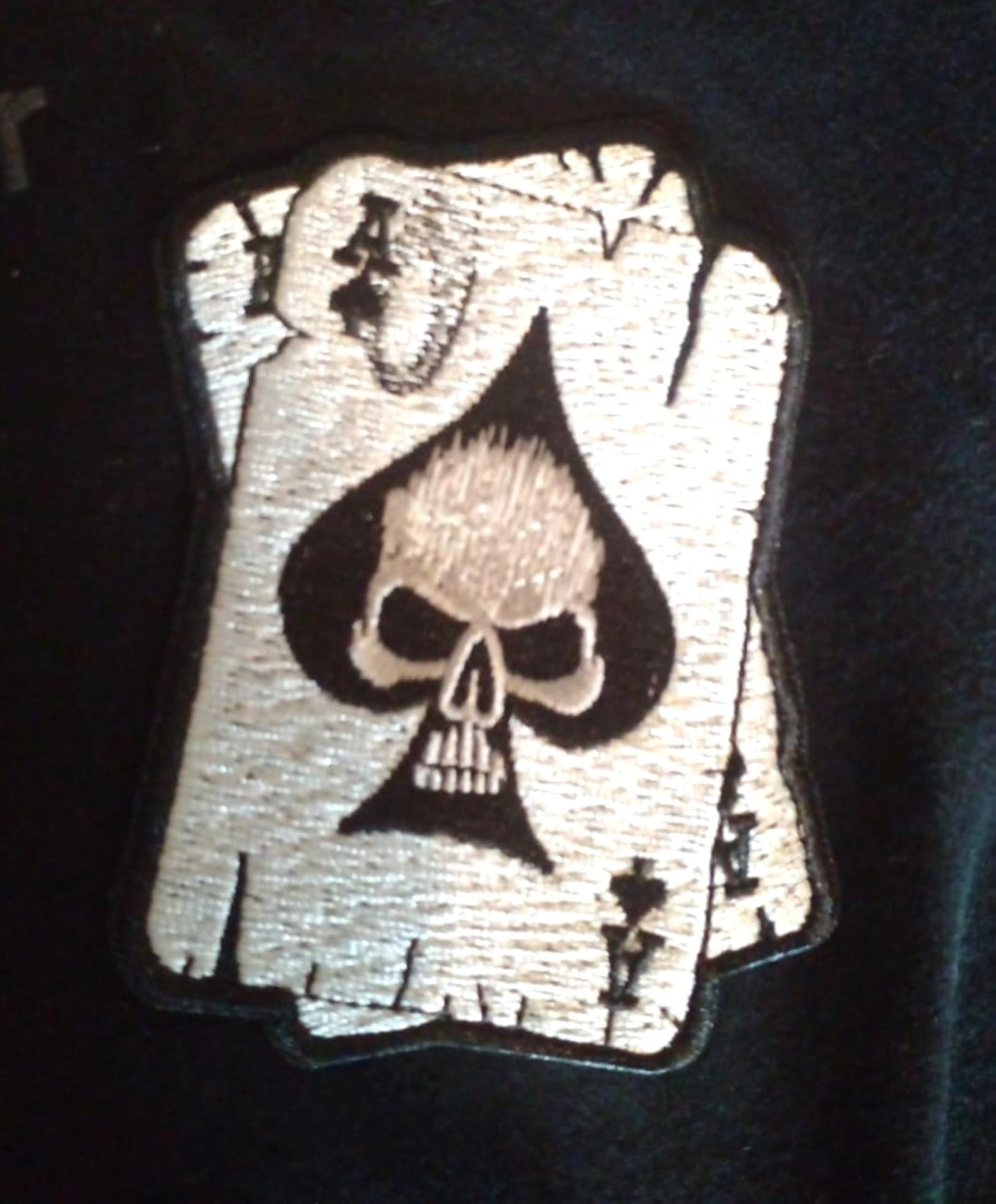Écusson Patch Brodé Grand Format Indien Crane Tête De Mort - 24x23 Cm - Thermocollant Ou à Coudre - Style Biker Motard