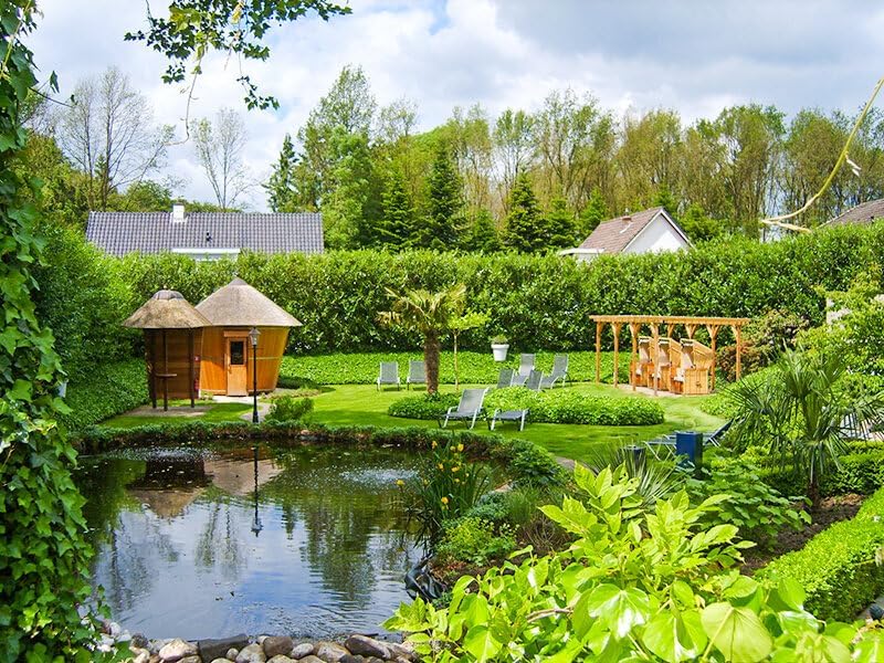 Bongo Voucher - 1 Dinner of 2 Courses and 1 Wellness Visit for 2 People
