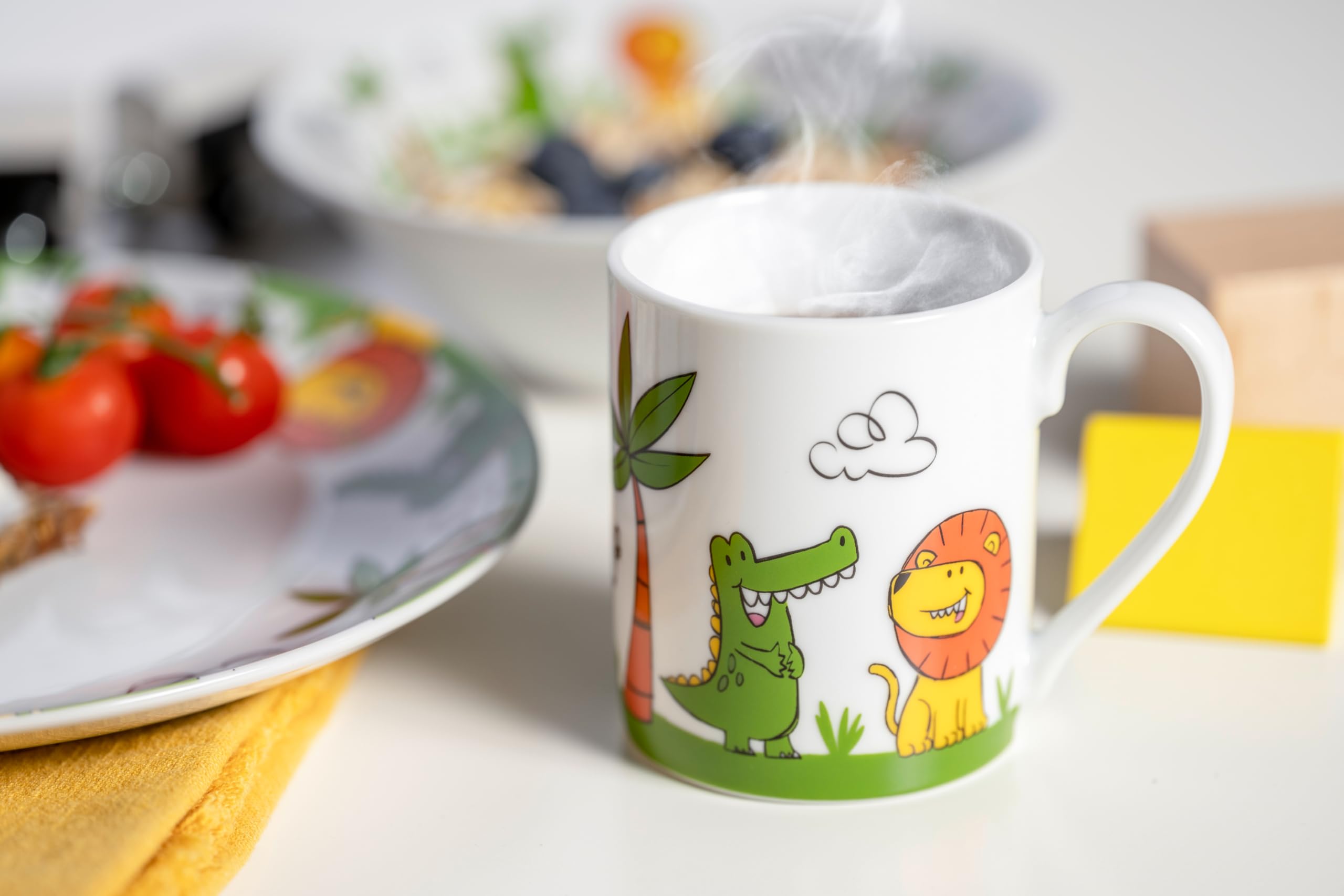 LEONARDO HOME Bambini Kinder Geschirr-Set 3-teilig - Kinder-Geschirr aus hochwertigem Porzellan - Spülmaschinenfest, mikrowellengeeignet, robust - Mit Tier-Motiven Löwe, Elefant, Krokodil, 023152