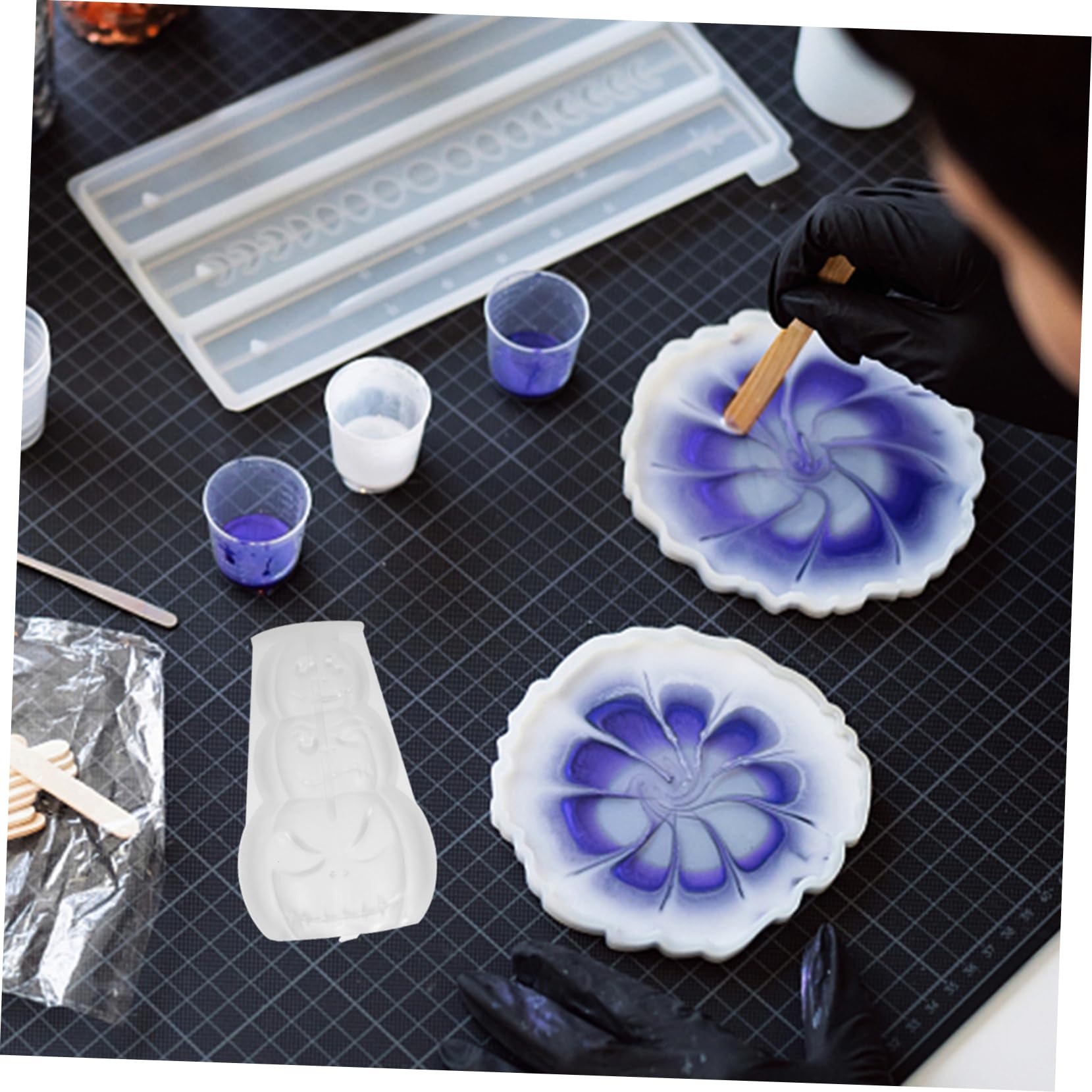 DOITOOL 4 Stück Halloween Silikonform für Diy Kürbis Gesichtskerzen Wiederverwendbare Gießform Flexiblen Silikon Einfach zu Entformen für Halloween Dekorationen und Handgemachte Kerzen