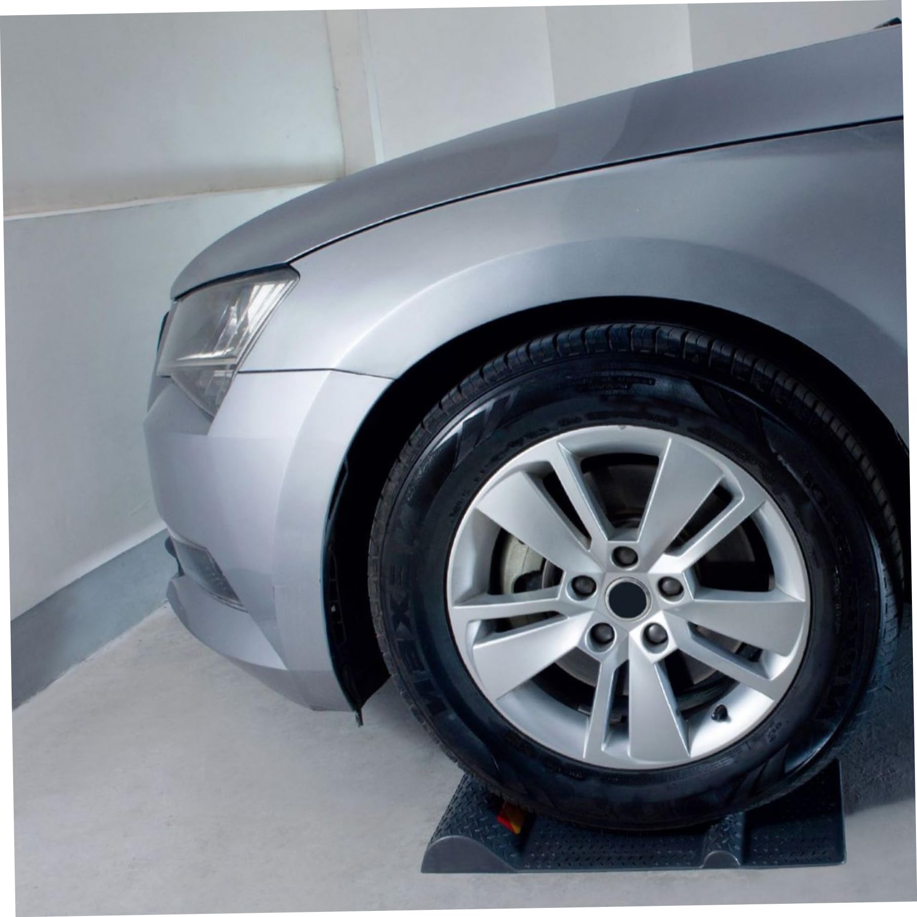 2pcs Garage Parking Matte Nicht rutschverstärkte PP Garage Parkhilfe 21 x 10 x 2 Zoll dunkelgrauer Radstopper für die meisten Fahrzeuge