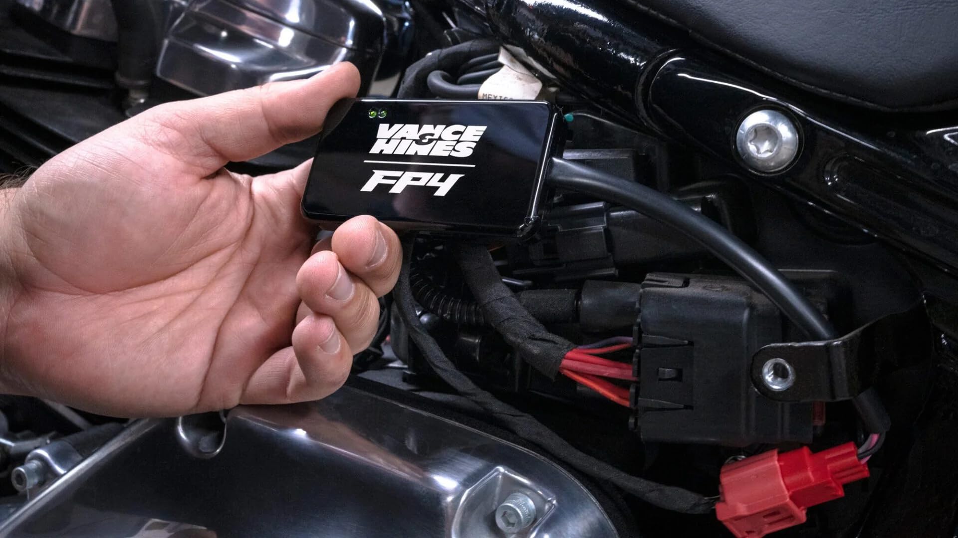 Amazon | Vance & Hines FP4 Fuelpak 2021+ ハーレーツーリング 