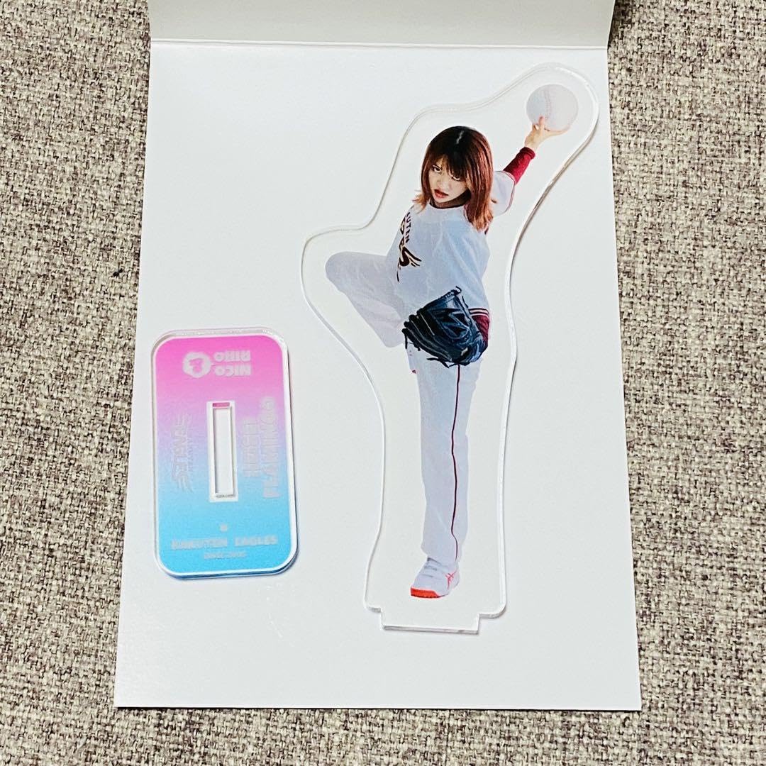 平成フラミンゴ　楽天イーグルス　アクスタ Amazon.co.jp: 平成フラミンゴアクスタ 楽天イーグルス コラボイベント