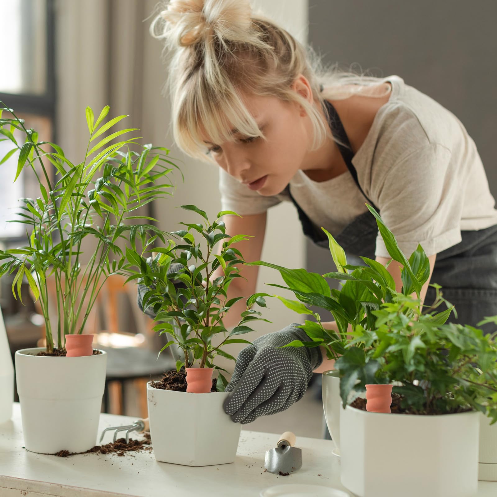 Geiserailie 8 Piezas Cono de Riego de Arcilla Globos de Riego de Terracota Ayuda para Regar Las Plantas Bolas de Riego de Arcilla Dispensador de Agua de Cerámica para Plantas