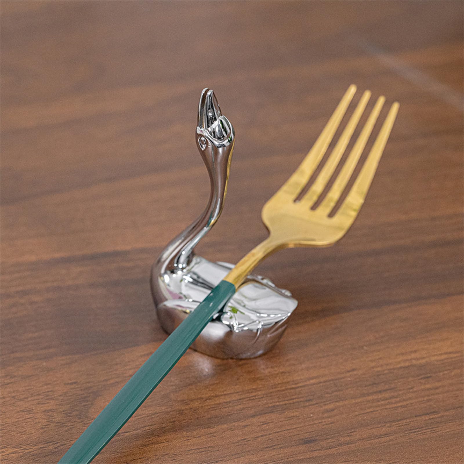 Support de baguettes antidérapant en forme d'oie Kirsite pour décoration élégante de salle à manger, matériaux robustes et résistants
