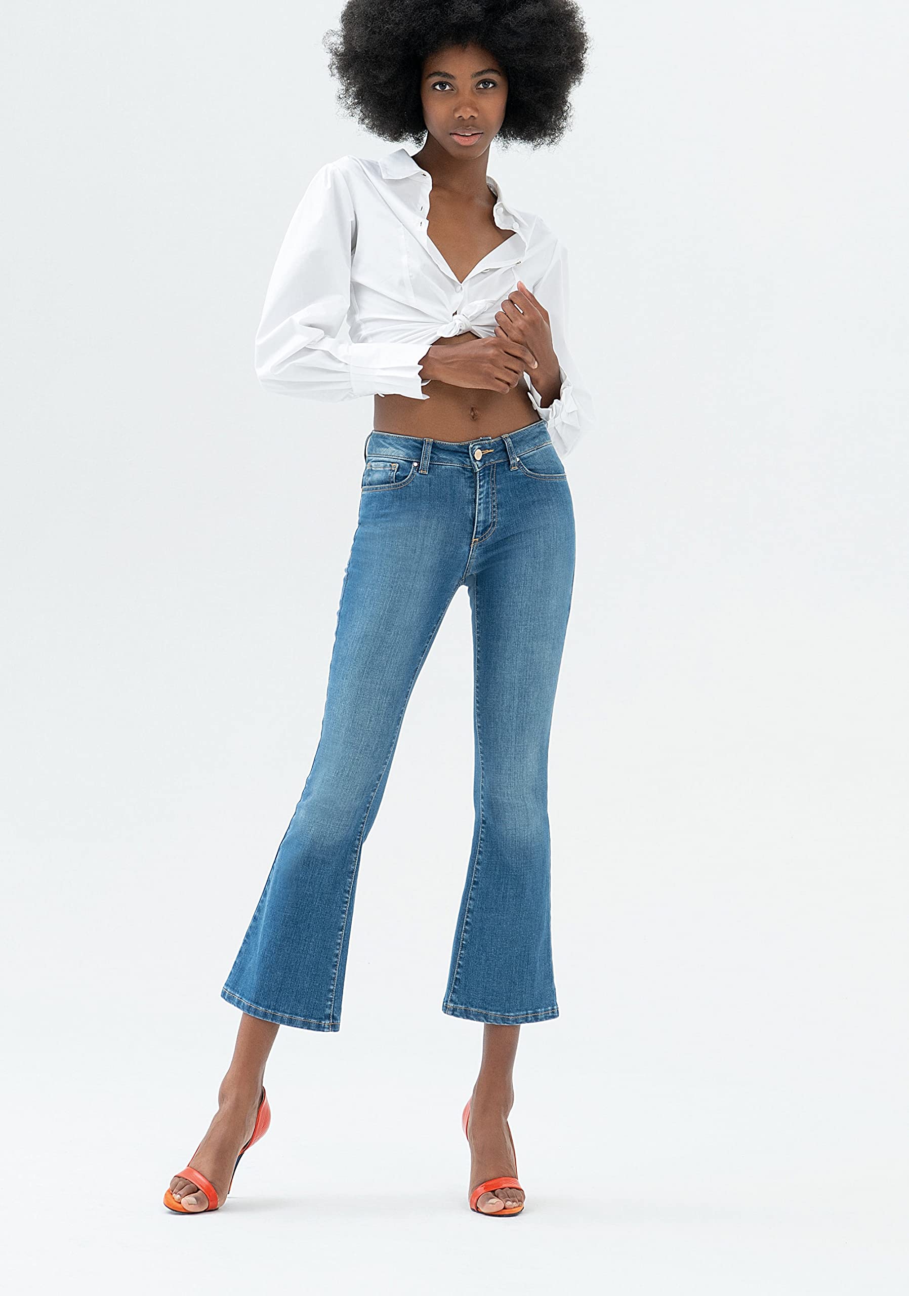 Jeans Bella Flare Cropped in Sofisticato Denim Stretch