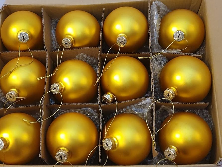 Matt gold christmas baubles Clearance