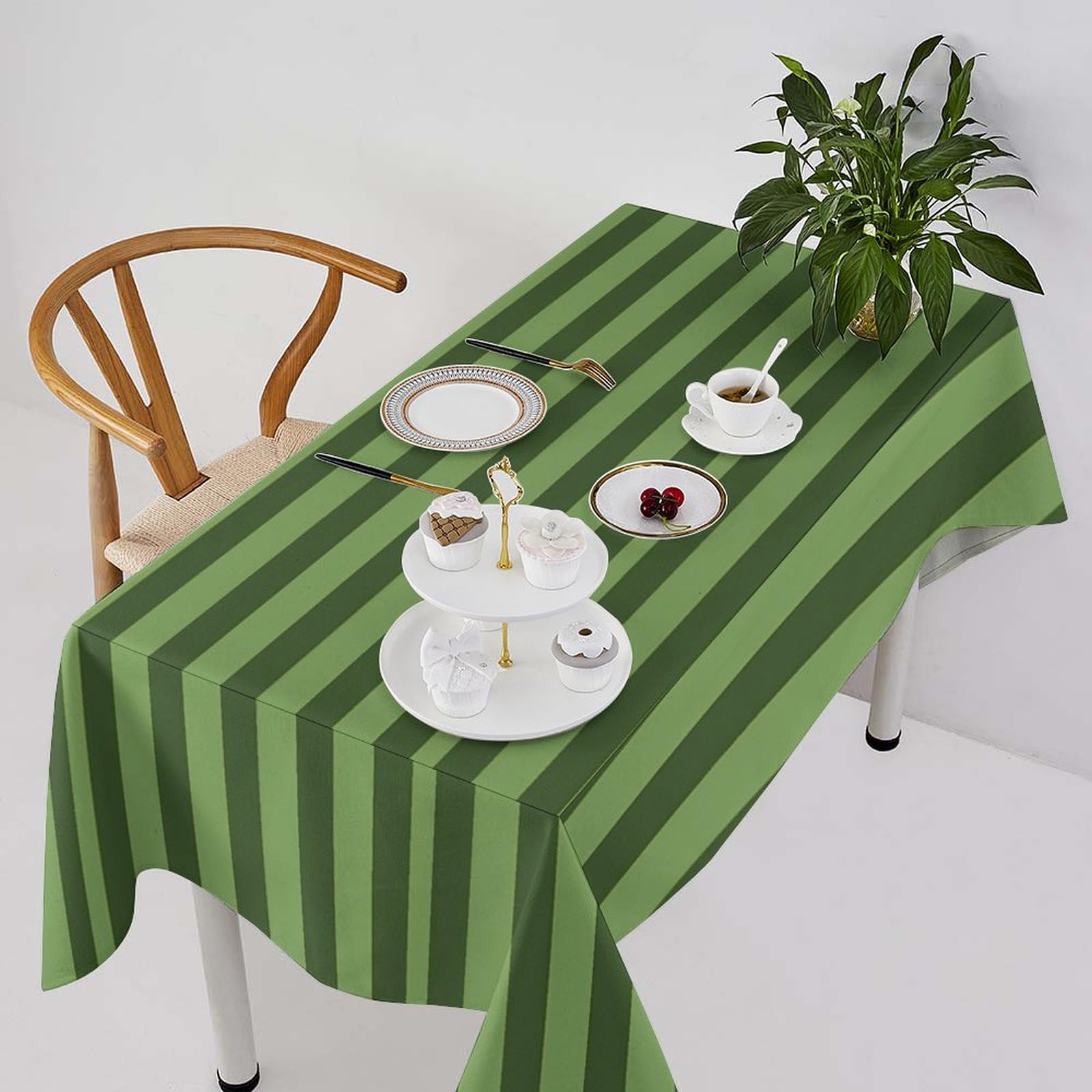 Nappe rectangulaire 140x190 cm à rayures vertes classiques