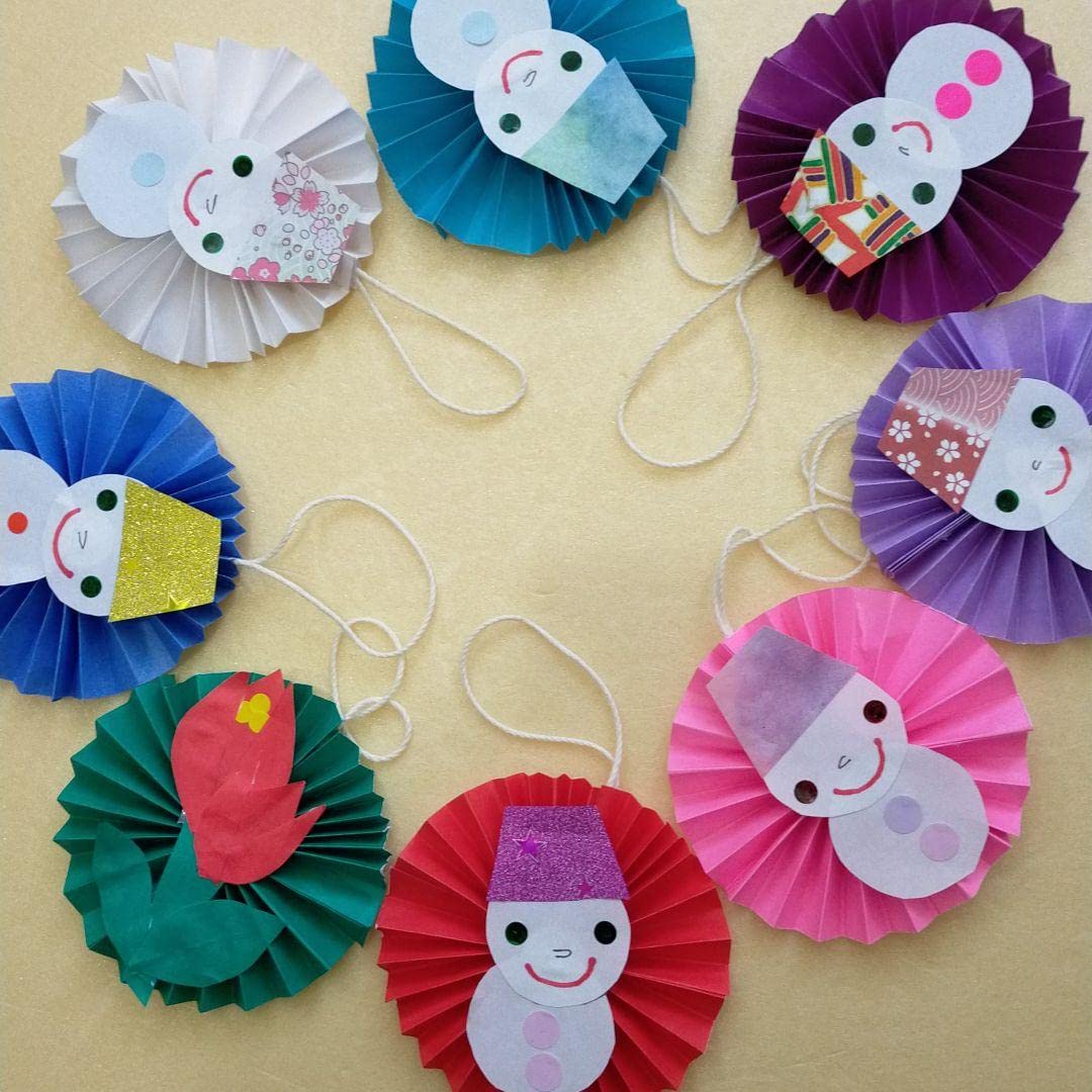 スノーマン、チューリップ　ペーパーファン×8  壁面折り紙 Amazon.co.jp: スノーマン、チューリップ ペーパーファン×8 壁面折り紙