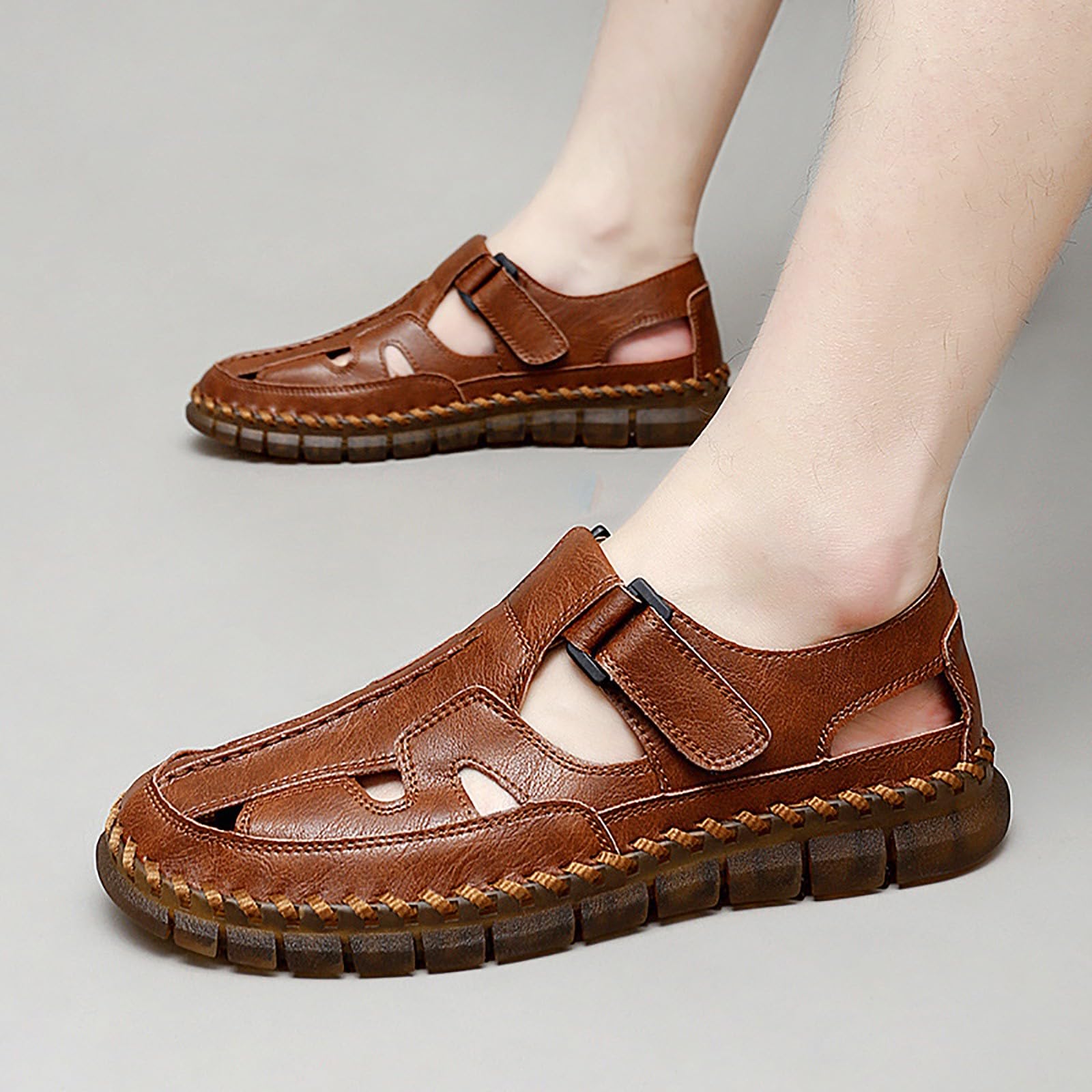 Sandalen Herren Leder Weiche Sohle Freizeitschuhe Ausgehöhlt Atmungsaktive Sneaker Sport Outdoor Sandas Slip on Geschlossene Zehen Sommer Schuhe Elegante Sommerschuhe Sandaletten
