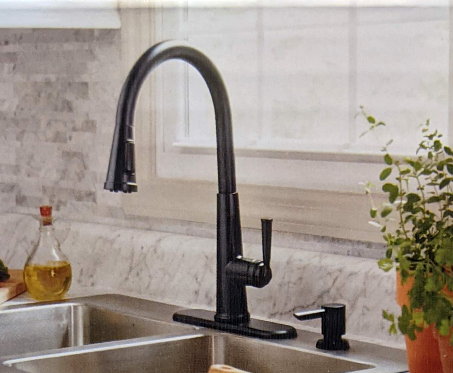 allen + roth Matte Black Pull-Down Handle Kitchen Faucet with Soap