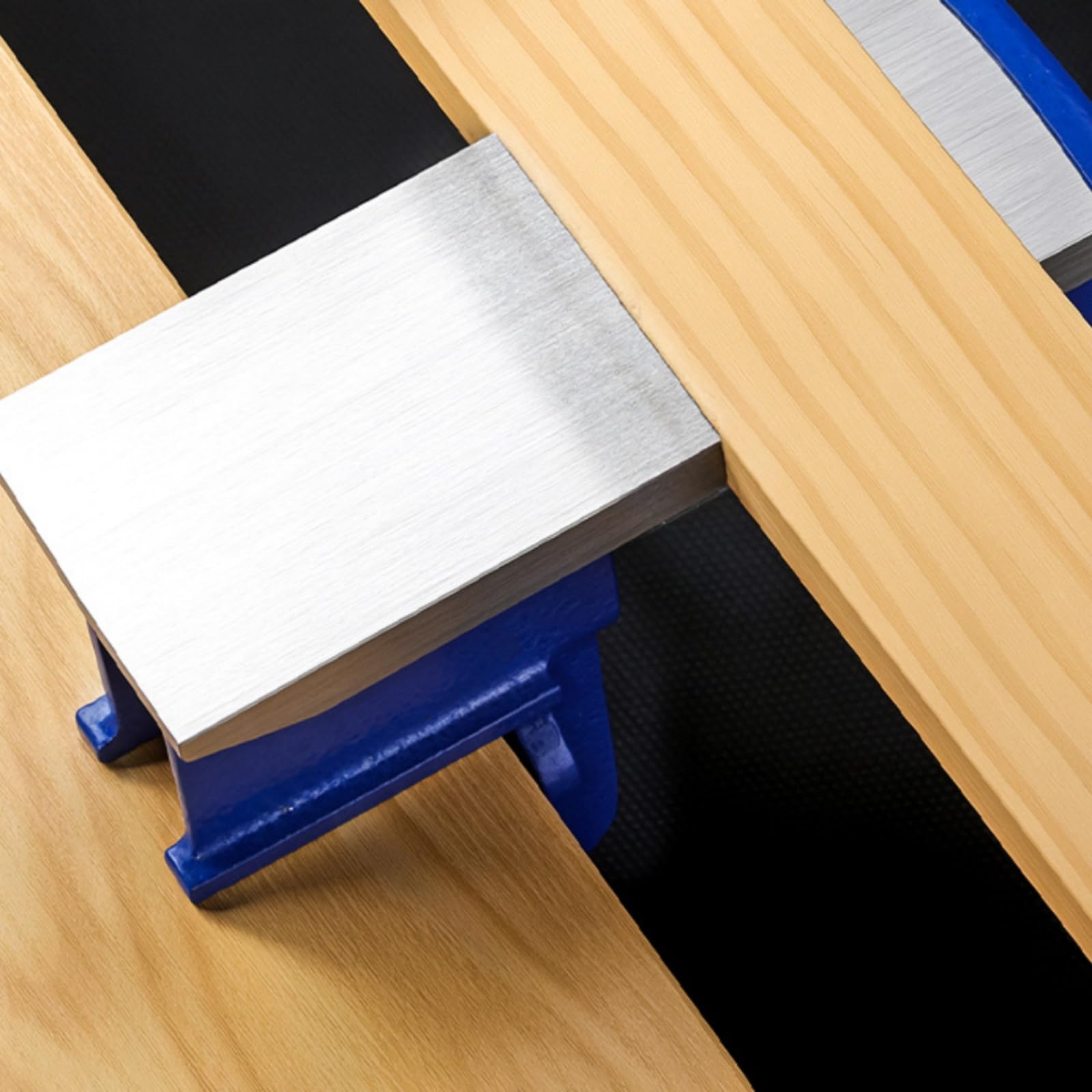 kowaku Tornillo de Tornillo de Banco Herramienta de Sujeción Mordaza Banco de Trabajo de Hierro Fundido con Doble Guía Precisa y Superficie para Conformado