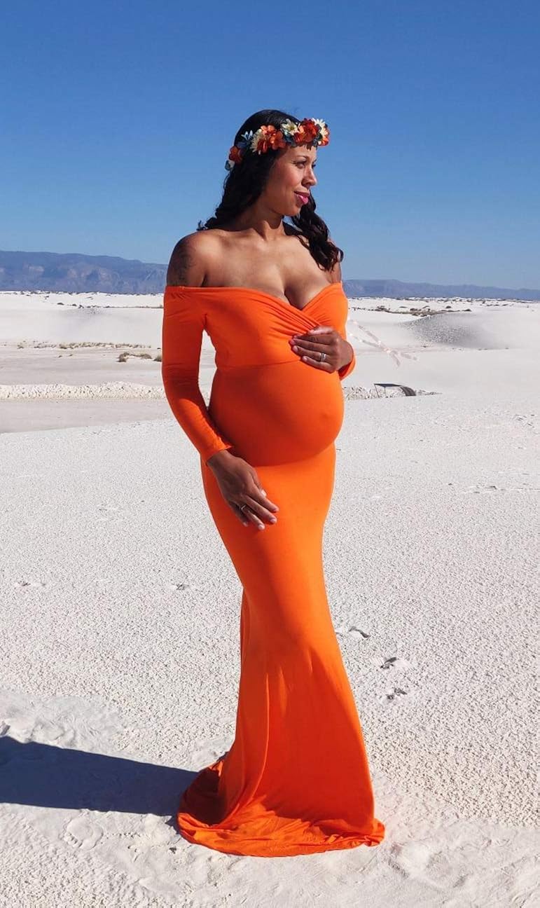 Saslax Maternity Elegant Fitted Maternity Gown Long Sleeve Slim Fit Maxi Photography Dress at  Women’s Clothing store