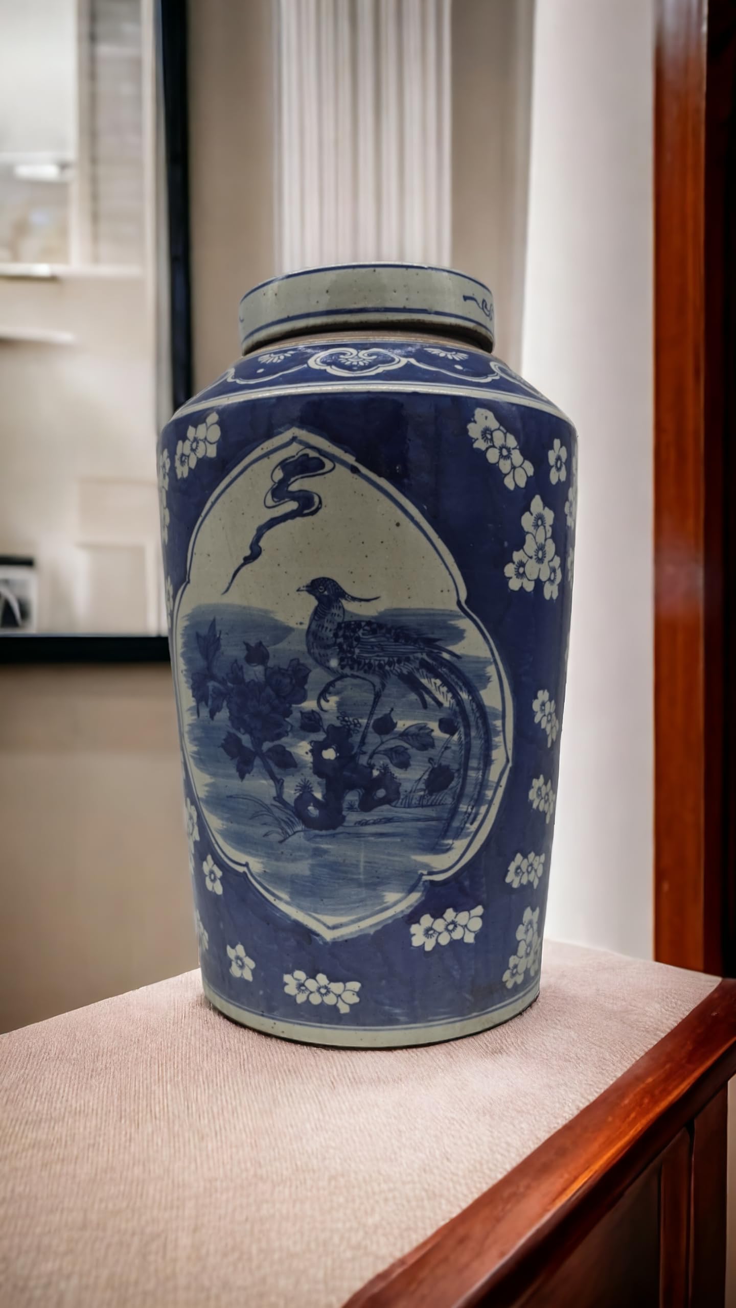 青磁花生 楽天市場】鯱耳青磁花入（良也作） 化粧箱入 [12×20cm 640g