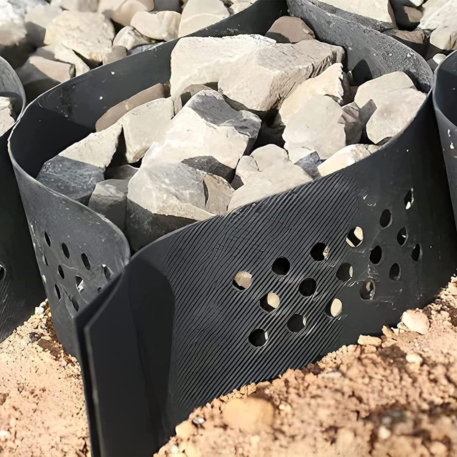 Grille de gravier épaisse pour stabiliser l'allée de garage et créer un parking propre de 24m²