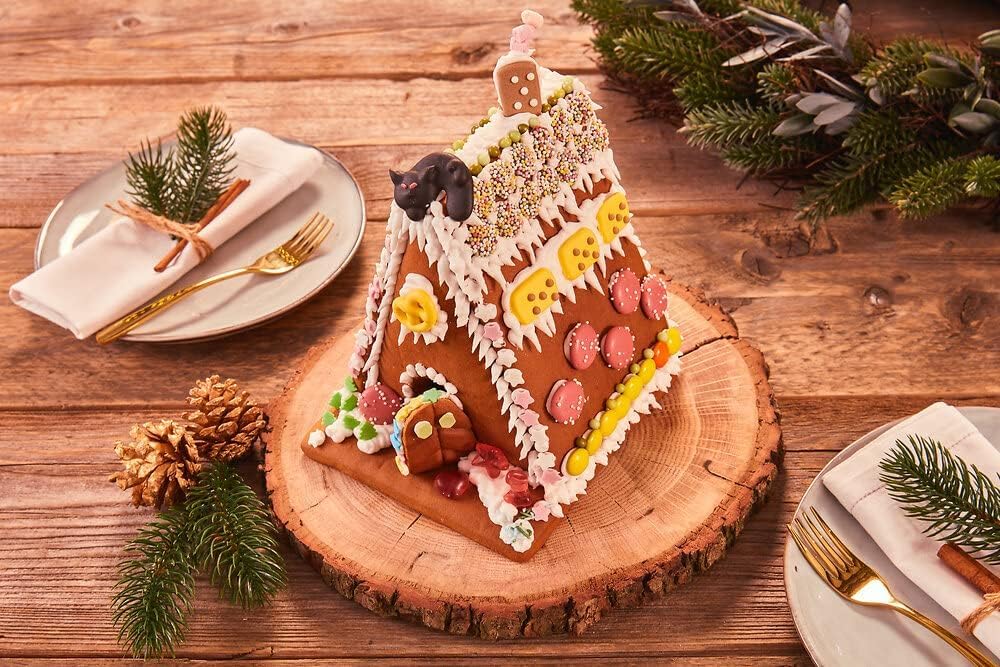 Dr. Oetker Knusperhäuschen - Set aus 4 Lebkuchenhäusern und Dekoriersets zum Basteln und Verzieren für die Weihnachtszeit - 4 x 403 g