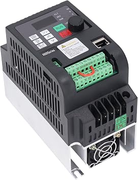 Single Solar Frequency Converter, 2.2KW Single Phase PV Inverter with MPPT Controller, Speed Control, Input Voltage 200400VDC, Output Voltage 0220VAC