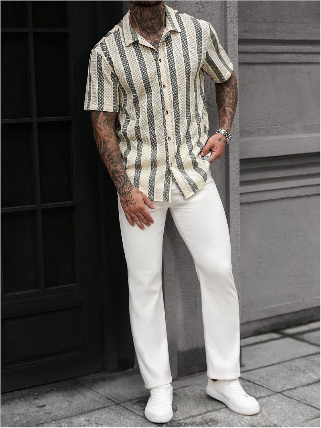 WDIRARA Men's Striped Button Down Shirts Short Sleeve Collared Tops Leisure Vacation - Image 6