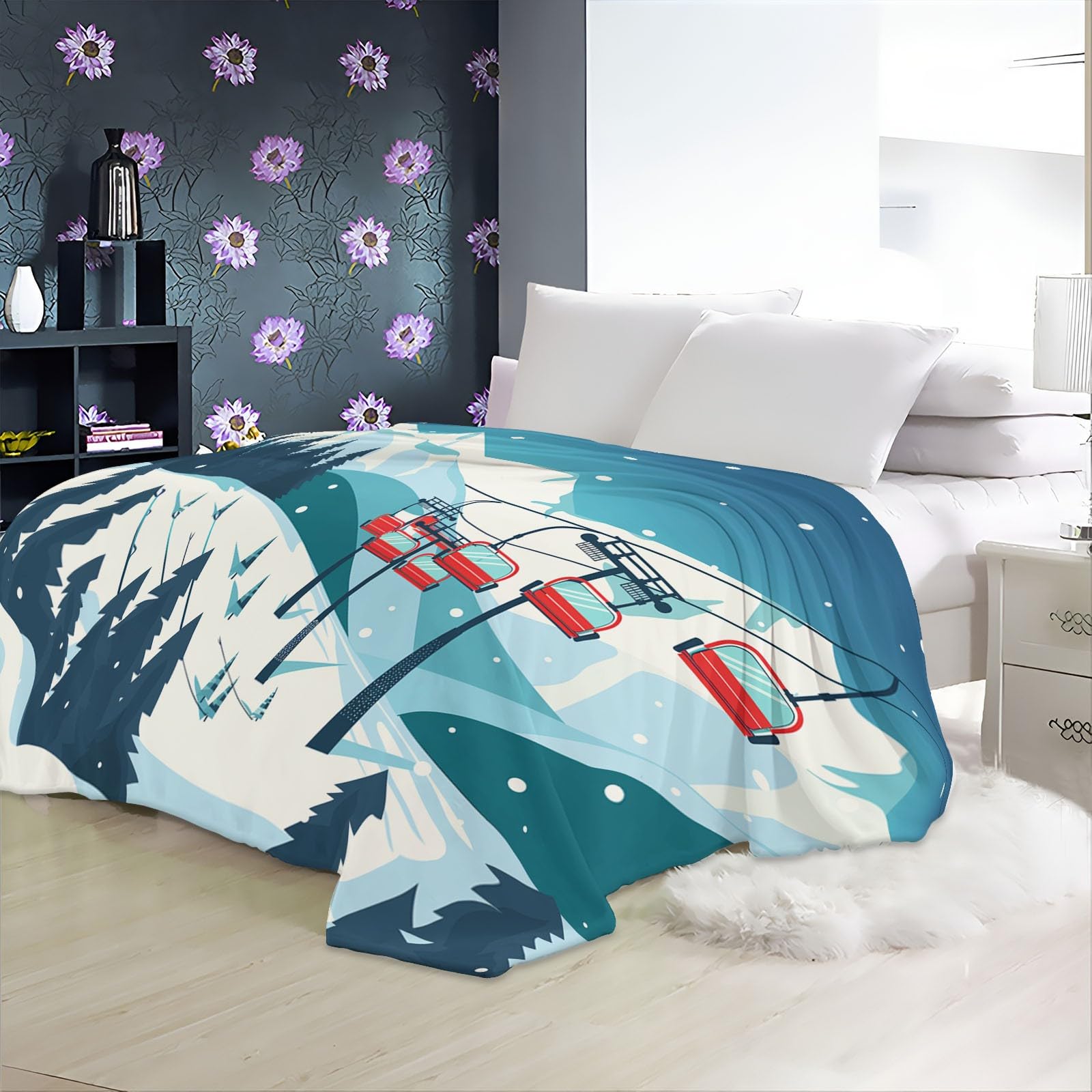 Couverture Polaire 150x200 cm Montagnes Enneigées Pins Téléphérique Moelleuse Couverture Polaire Flanelle, Jeté de Canapé Couverture Chaude et Douce en Peluche Plaid Polaire