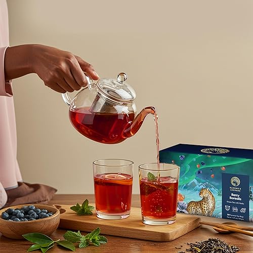 Miniatura 3 de Blooms & Leopard Bolsas de té verde prémium  Mezcla de bayas boreal con hibisco, bayas y menta verde  Bolsas de té piramidales para té caliente o