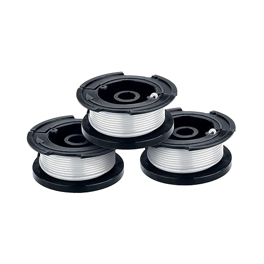 Black+Decker Weed Eater Spool, Trimmer Line, 3-Pack, 30-Feet of Replacement Spool, 0.065-Inch Diameter Line (AF1003ZP)
