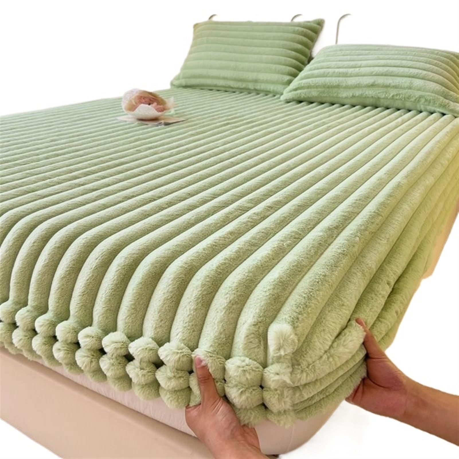 Velvet Fitted Sheet King Queen Bed Cover Velvet Mattress Cover Soft Student Dormitory Bedsheet Winter Warm Thickened Fitted Sheet Mattress Protector Fluffy Plush Fitted Bed Sheet(Green,150x200cm-1pc)