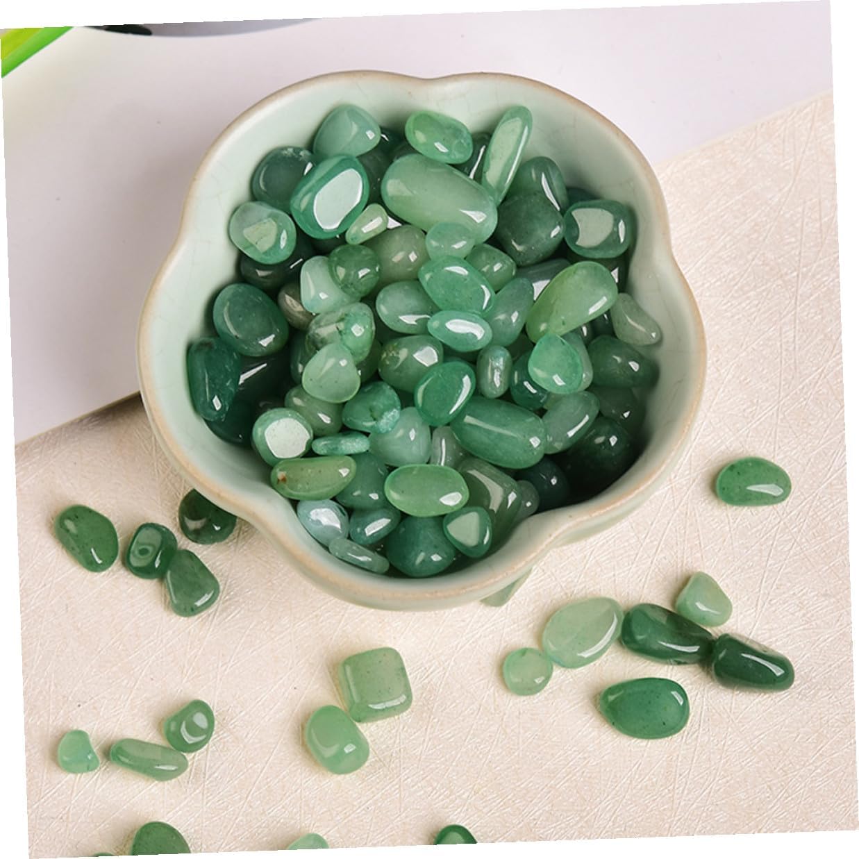 Gadpiparty Natural Aventurine Decorative Rocks 7-9mm Aquarium Stones 2lb Fish Tank Gravel for Freshwater Aquatic Supplies and Terrarium Décor