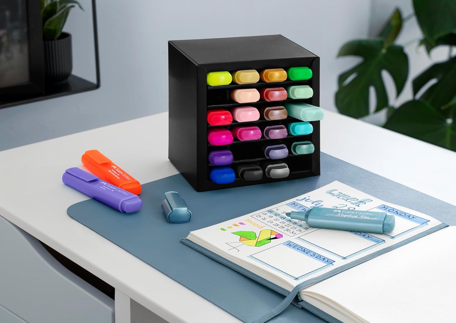 Faber-Castell Highlighter Desk Set - Assortment of 24 Chisel Tip Markers, Metallic, Neon, and Pastel Set - Thin No Bleed Highlighters, Stationery and Bullet Journal Supplies, Gifts for Artists