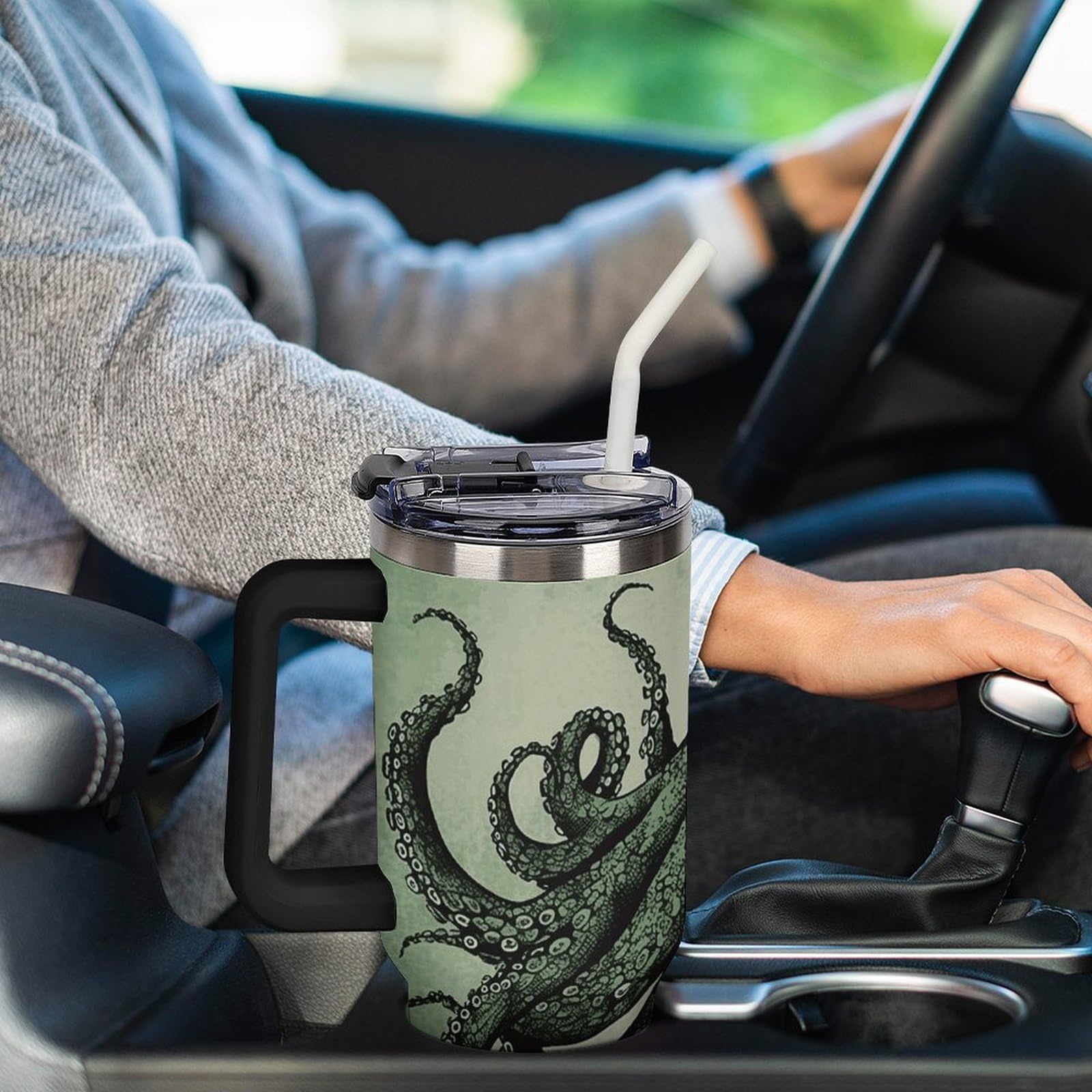Autobecher aus 304 Edelstahl, 1,2 l, grüner Oktopus-Becher mit Strohhalm und auslaufsicherem Deckel, großes Fassungsvermögen, vakuumisolierter Reisebecher für Auto-Becherhalter