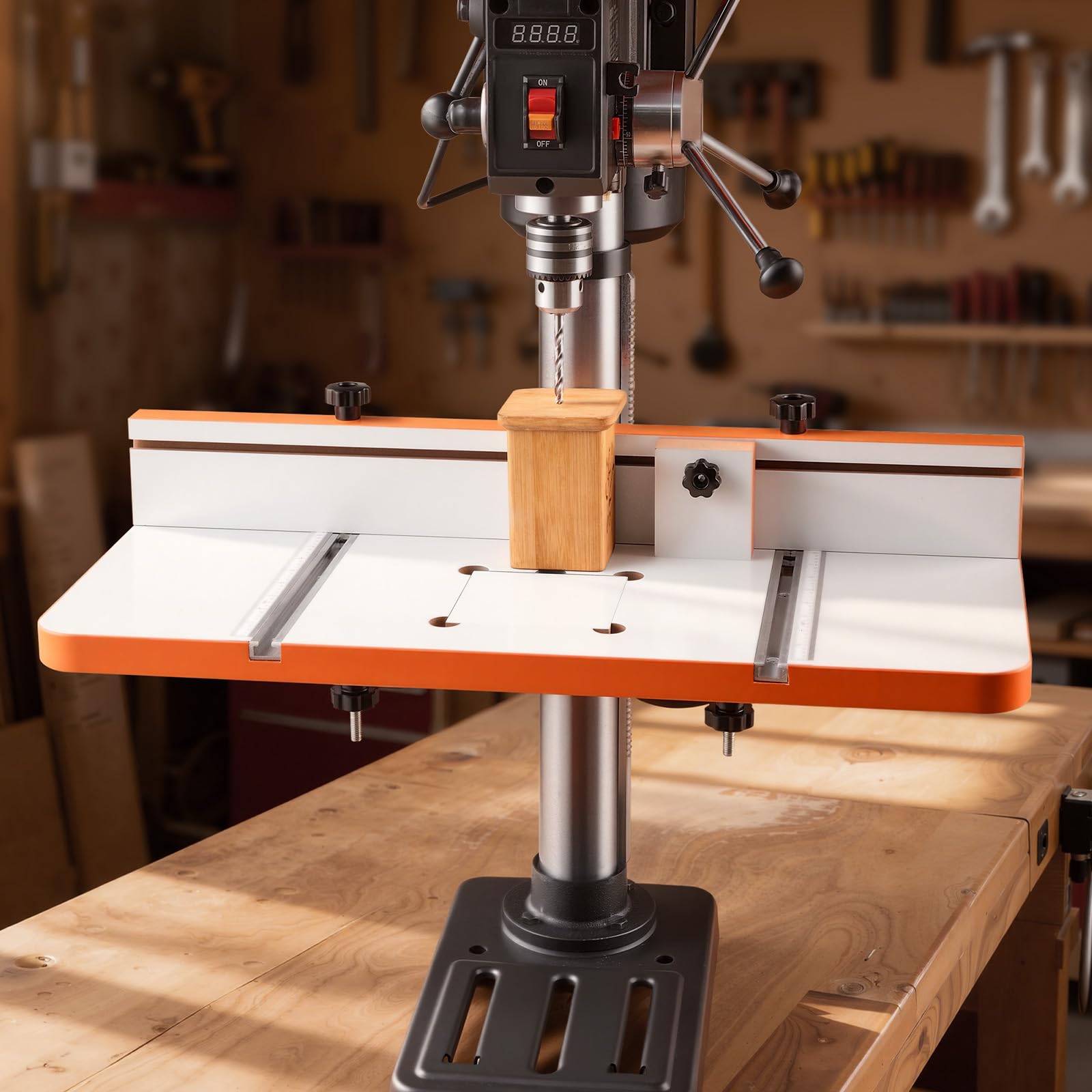 VEVOR Tisch für Säulenbohrmaschine, Bohrtisch 600 x 298 mm, mit verstellbarem Anschlag & Anschlagblock, T-Nuten, MDF-Tischplatte, Skala, Unterstützung für mehrere Klemmen & Schraubstöcke