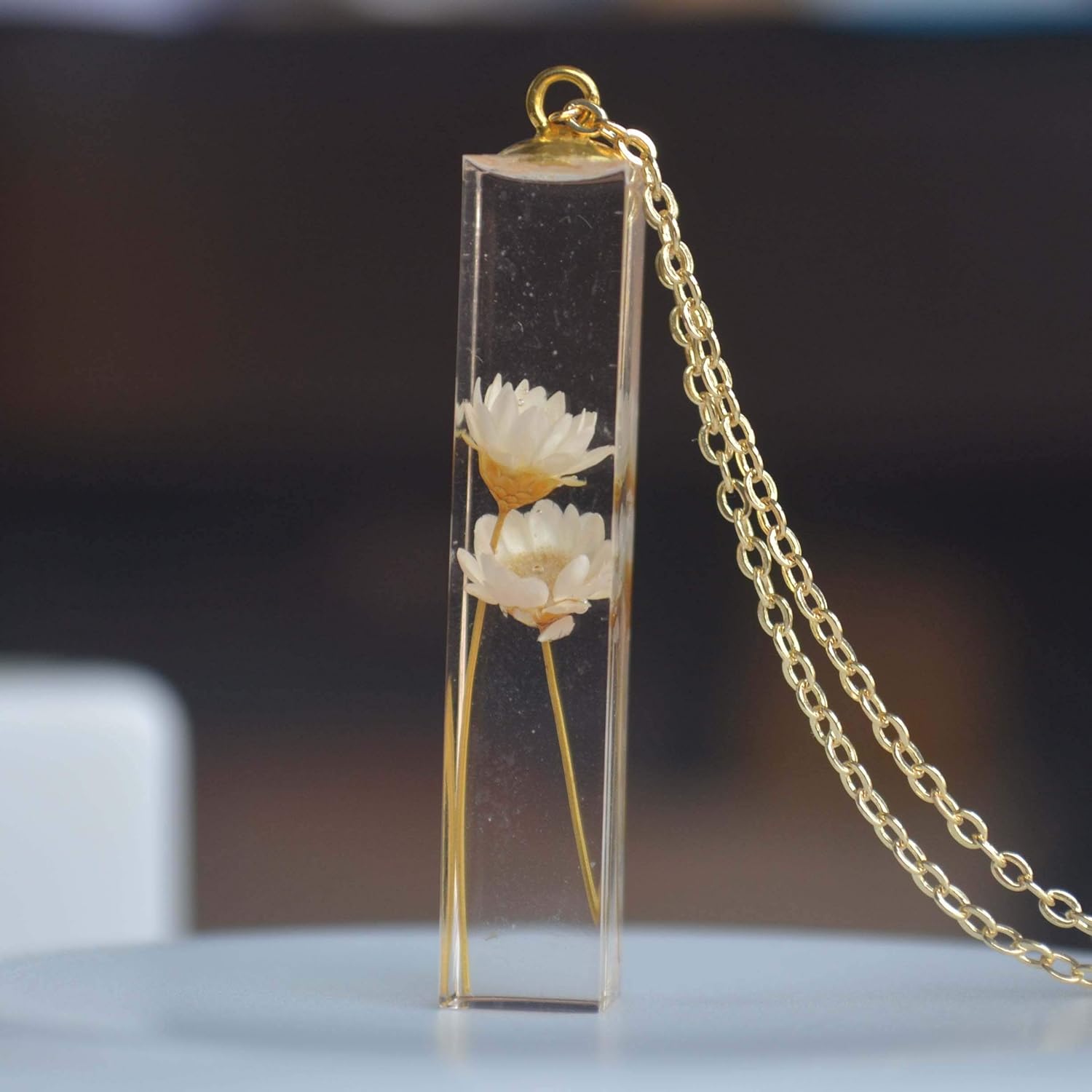 Daisy Real Flowers 3D Transparent Cube Resin Pendant 18k Gold Plated Chain Necklace for Women Handmade