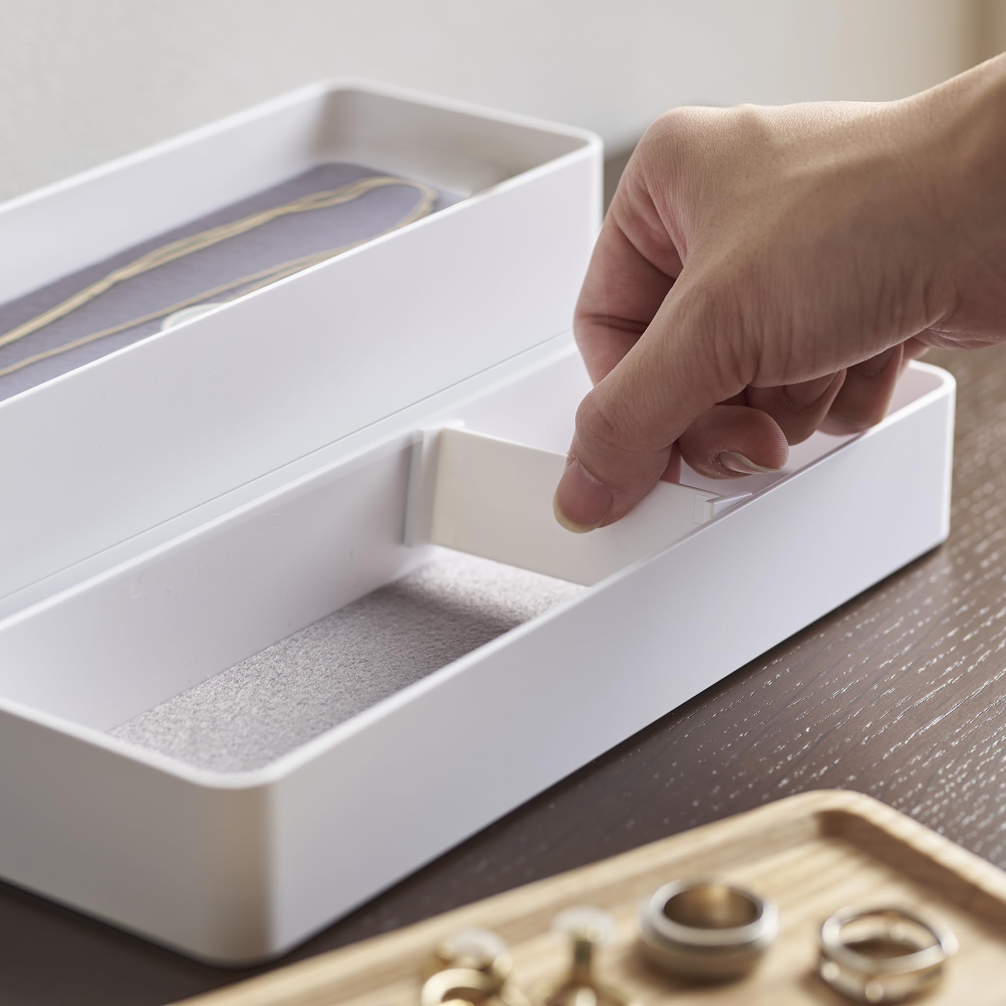 YAMAZAKI 5811 RIN 3Tiered Slim Accessory Case with Lid, white, ABS Resin/Wood, 24 x 8 x 11.5 cm