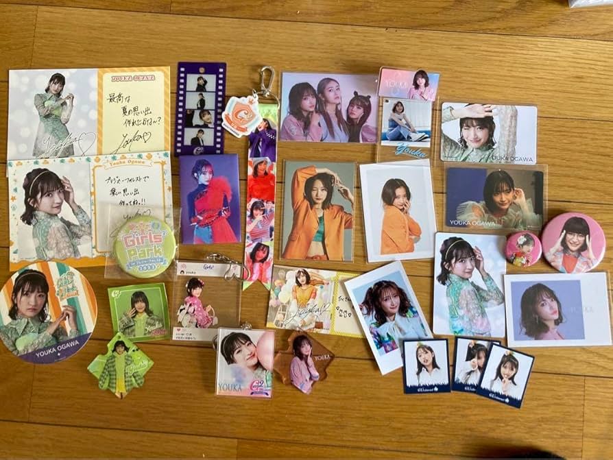 Girls2 小川桜花　グッズまとめ売り Amazon.co.jp: Girls2 小川桜花 グッズまとめ売り : おもちゃ