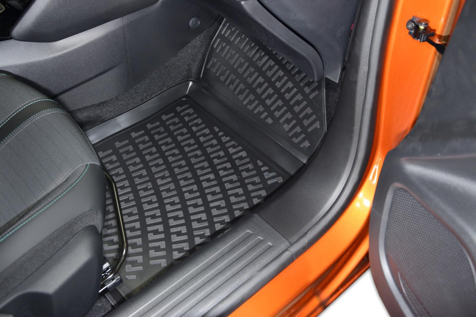 Tappetini Auto J&J AUTOMOTIVE NORM 3D In TPE | Su Misura Per Peugeot 208 (2012-2019) | Kit 4 Pezzi | Gomma Inodore, Antiscivolo E Facile Da Pulire