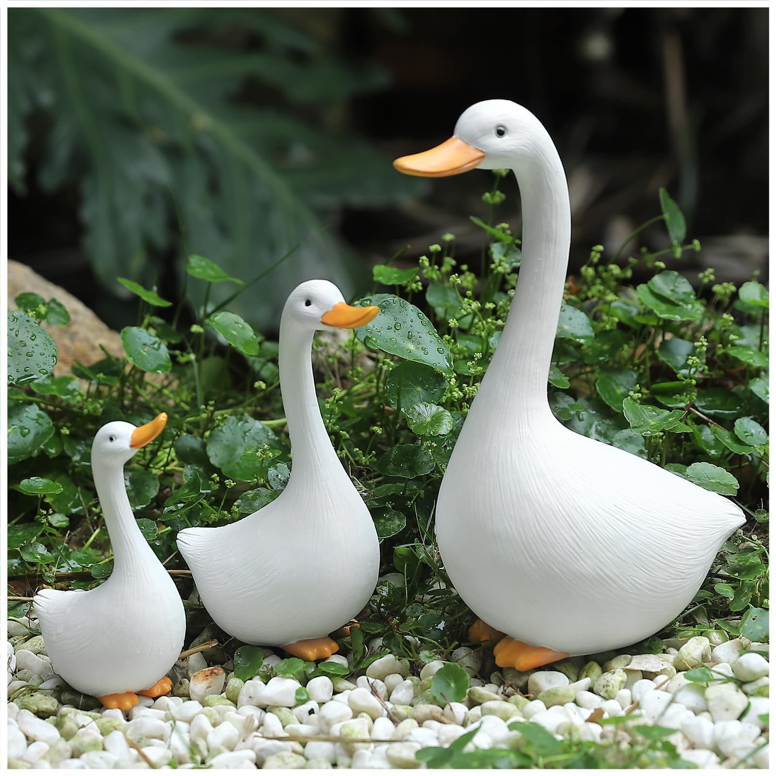 Mantaoilfe White 8.7" Duck Figurines Set Of 3, Porch Goose Statue, Resin Garden Ornaments For Pond, Patio, Lawn, Duck Decor For Mum, Family, Friends, Mother’s Day, Housewarming Gift
