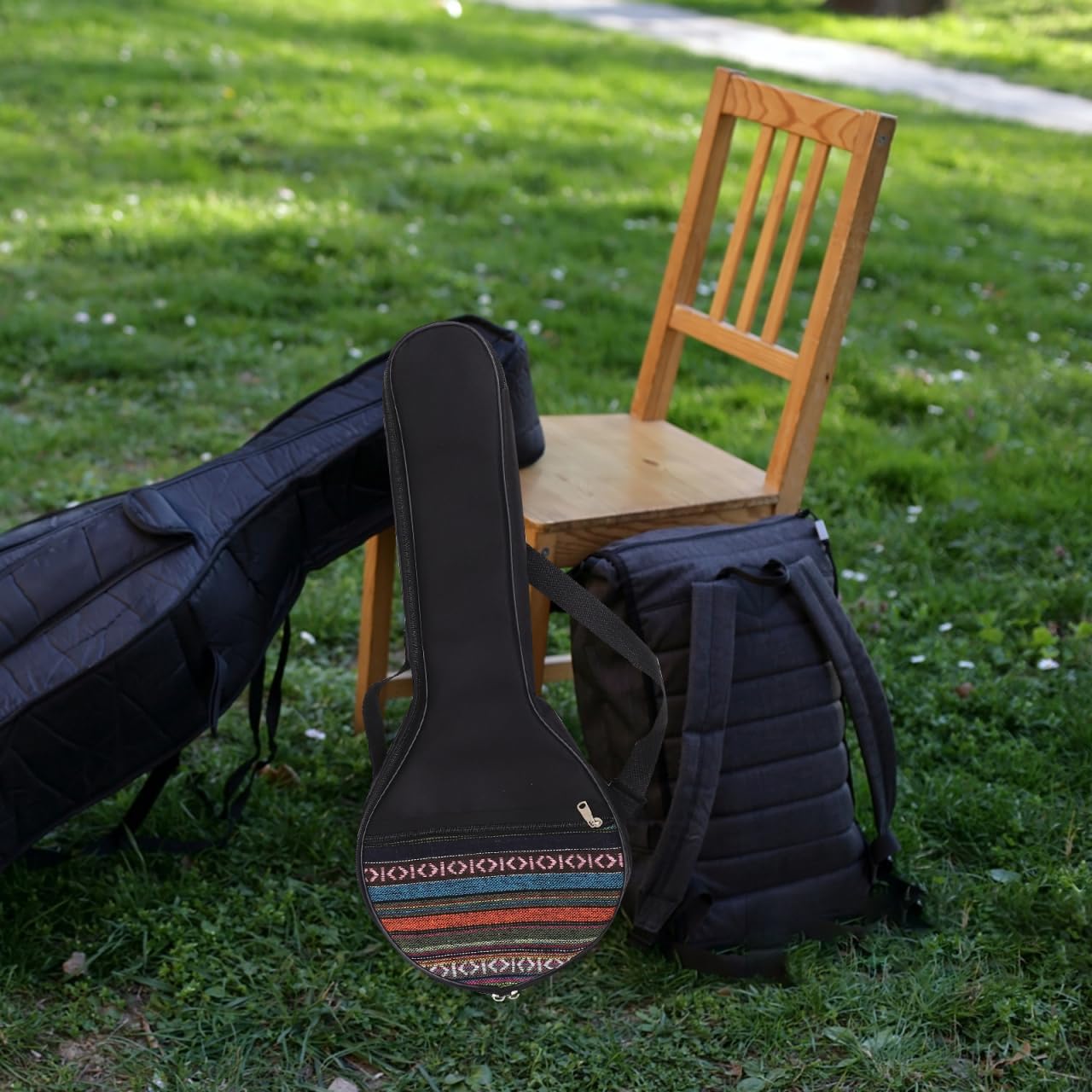 Hemoton 4 String Banjo Gig Bag with Padded Cushion and Adjustable Shoulder Strap Ethnic Style Musical Instrument Storage Pouch 25.00X10.43X2.95 Inches