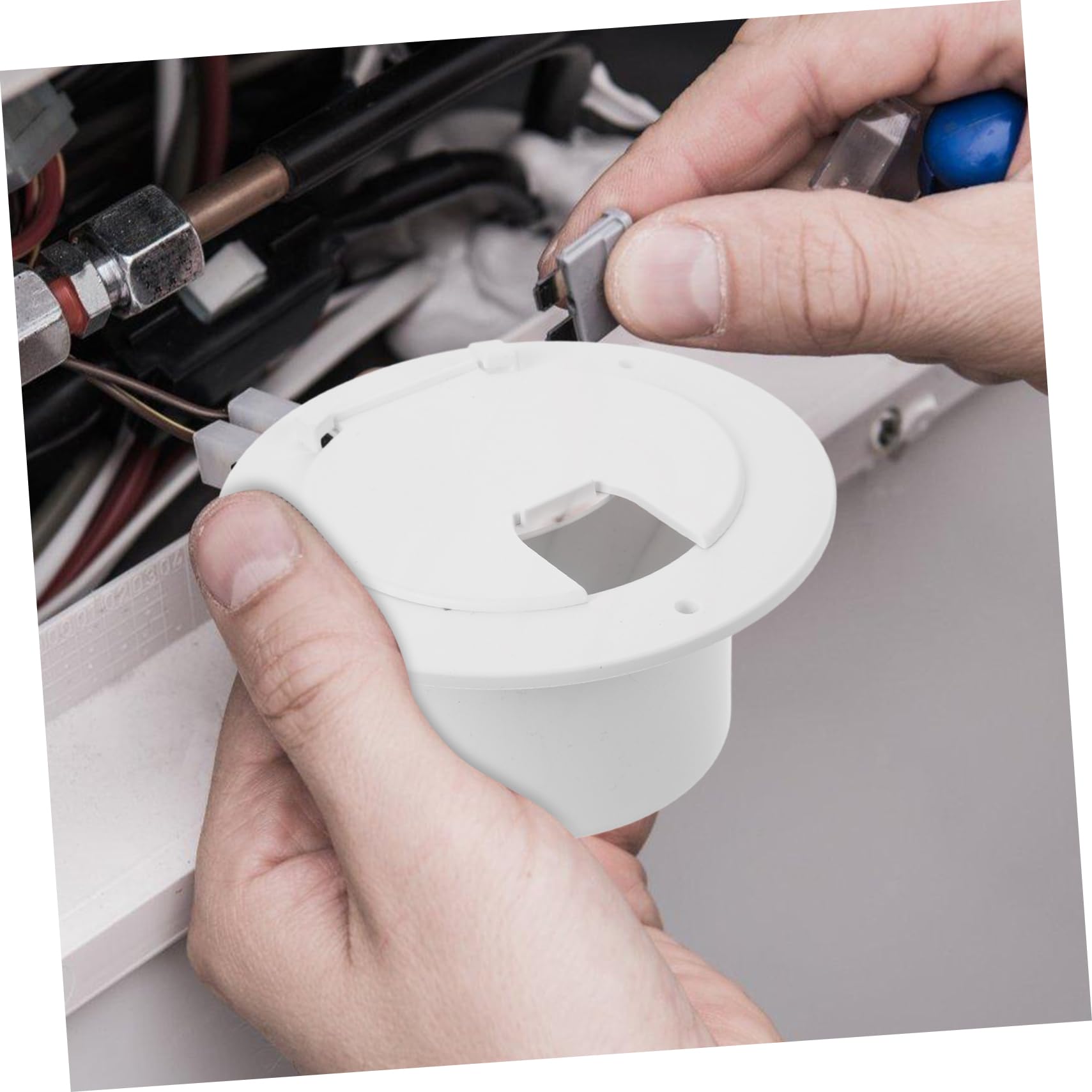 Portello Elettrico Impermeabile Per Camper E Yacht – In ABS Bianco, Resistente UV, Apertura 180° Per Cavo Di Alimentazione