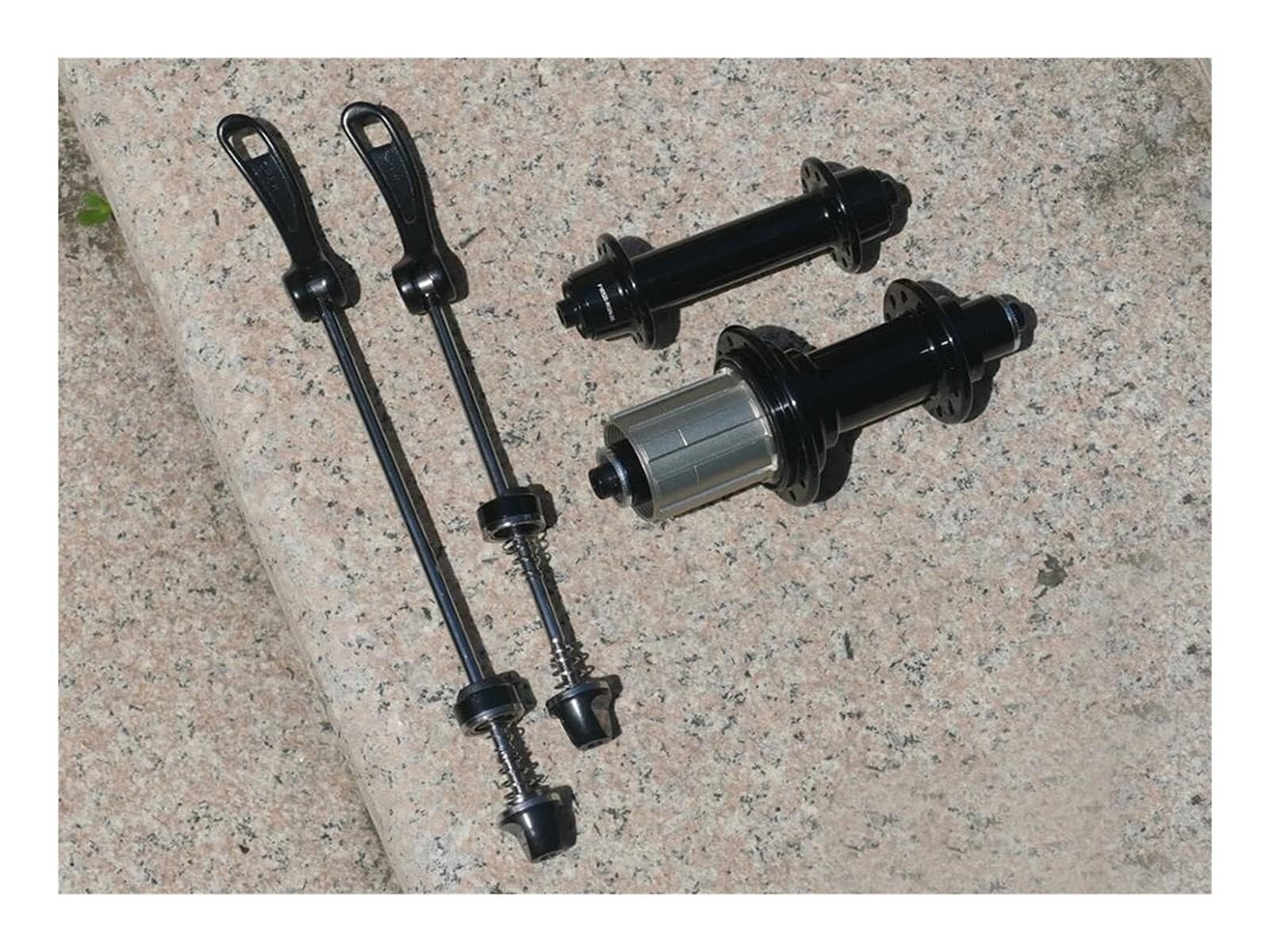 Cierres RáPidos para Bicicletas Pinchos for Cubo de Rueda Bicicleta R13, Orificios for radios: 20, 24, 300 g/par
