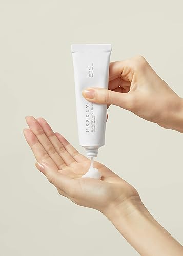 Miniatura 5 de NEEDLY  Panthenol Water Gel Cream  Doble función iluminadora y antiarrugas  Nivel de pH bajo 5.51.0  Fortalece la barrera cutánea