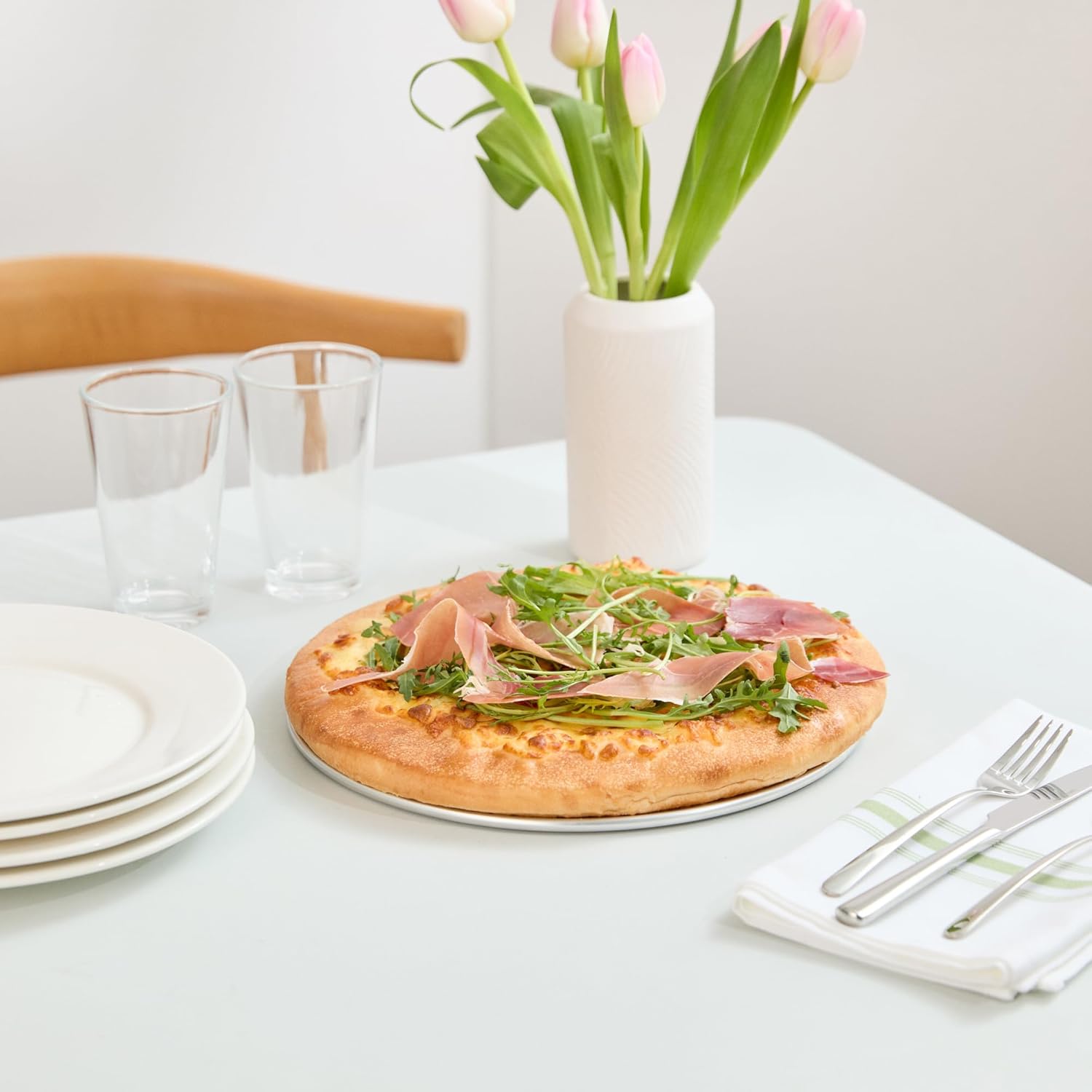 Restaurantware 11 Inch Aluminum Pizza Pan 72 Count Wide Rim Silver Pizza Pan, Heat Conductive Round Pizza Tray, Lightweight Corrosion-Resistant Serving Tray For Restaurant Or Home Use