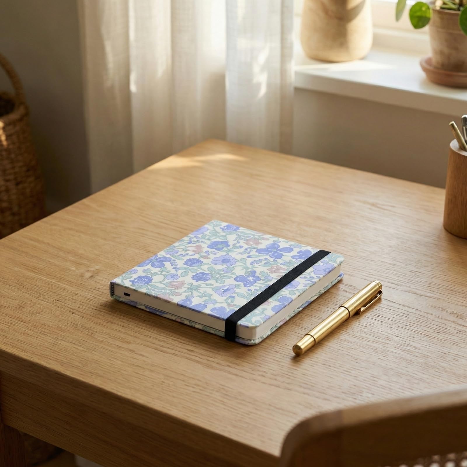 Diario de Acuarela, 300 g/m² 24 Hojas Algodón Cuaderno Acuarela de Doble Cara con Bolsillo Interior de Papel,Banda Elástica,16x16cm, Cuadernos de Papel de acuarela para Tinta Acrílico,Flores Moradas — view 6