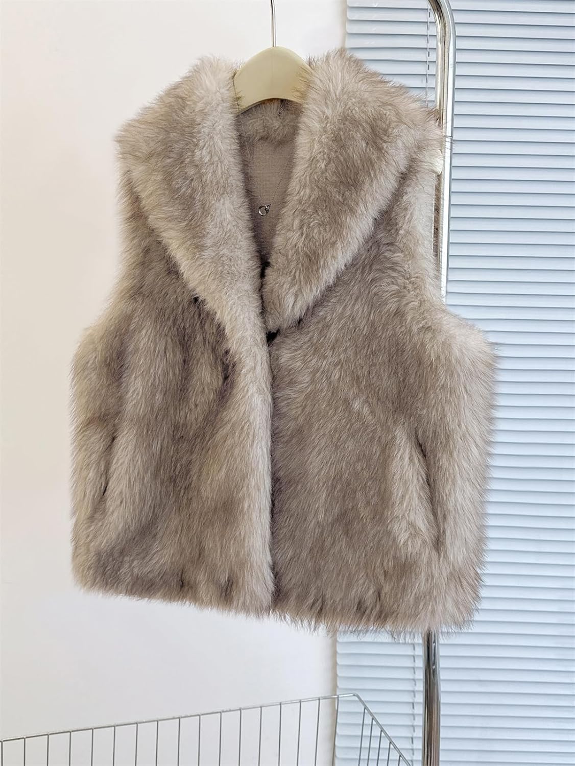 Womens Faux Fur Vest Collar Sleeveless Open Front Cardigan Top Fuzzy Coats Jacket Fluffy Outwear - Image 4