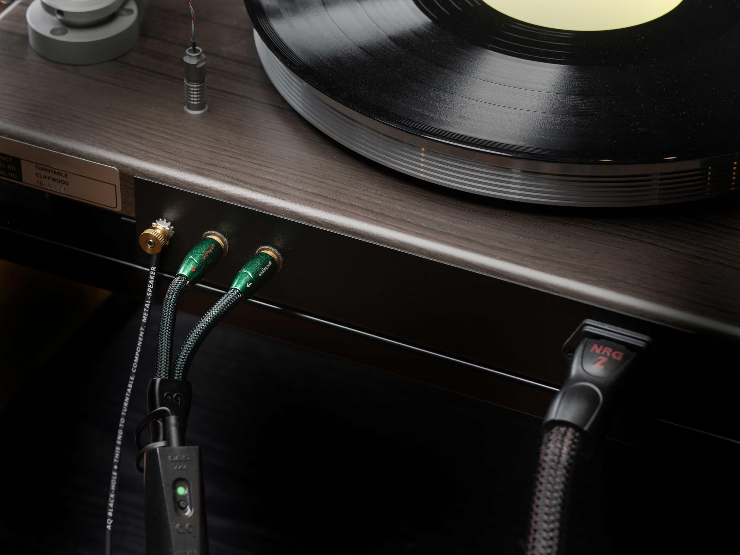 Amazon.com: AudioQuest - Black Hole GroundGoody RF-Dissipating