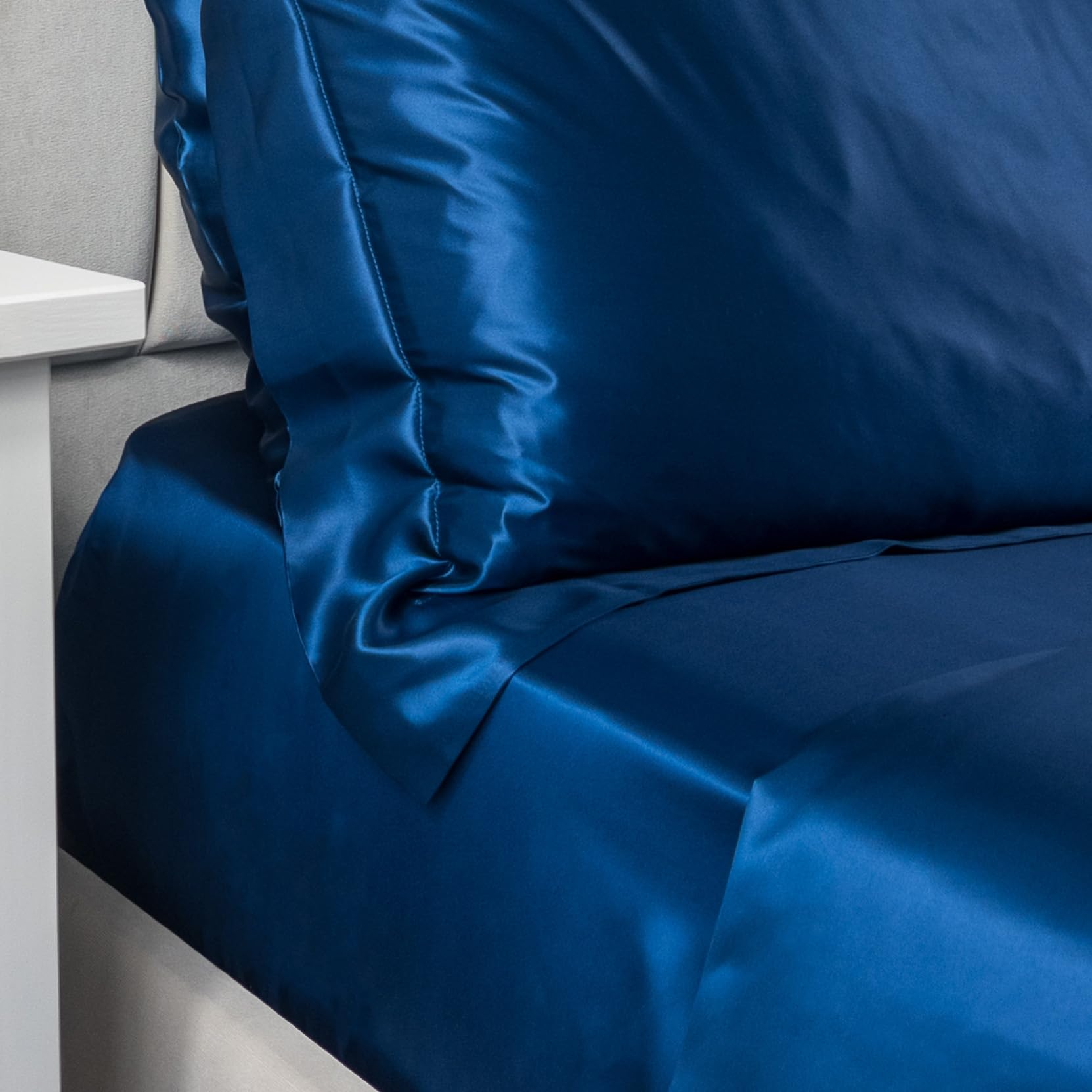 Jasmine Silk Navy 100% Mulberry 19Mm Charmeuse Silk Fitted Sheet (Navy) (Super King 180Cm X 200Cm + 30 Cm)